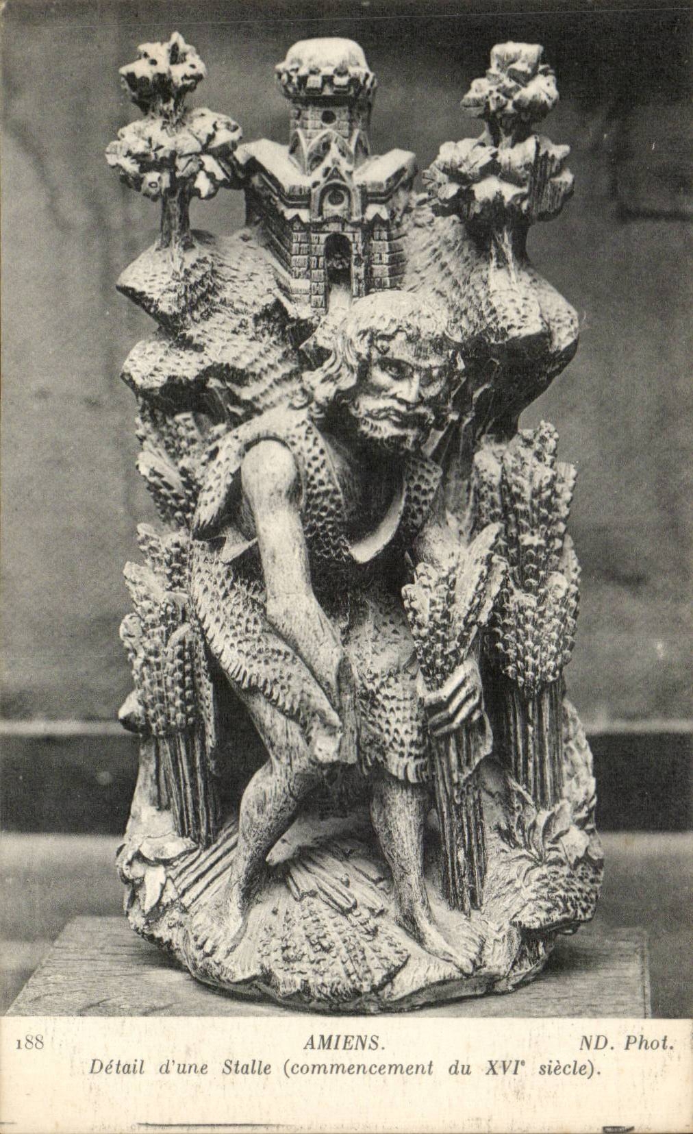 CPA Cathedral Amiens Detail of a stall