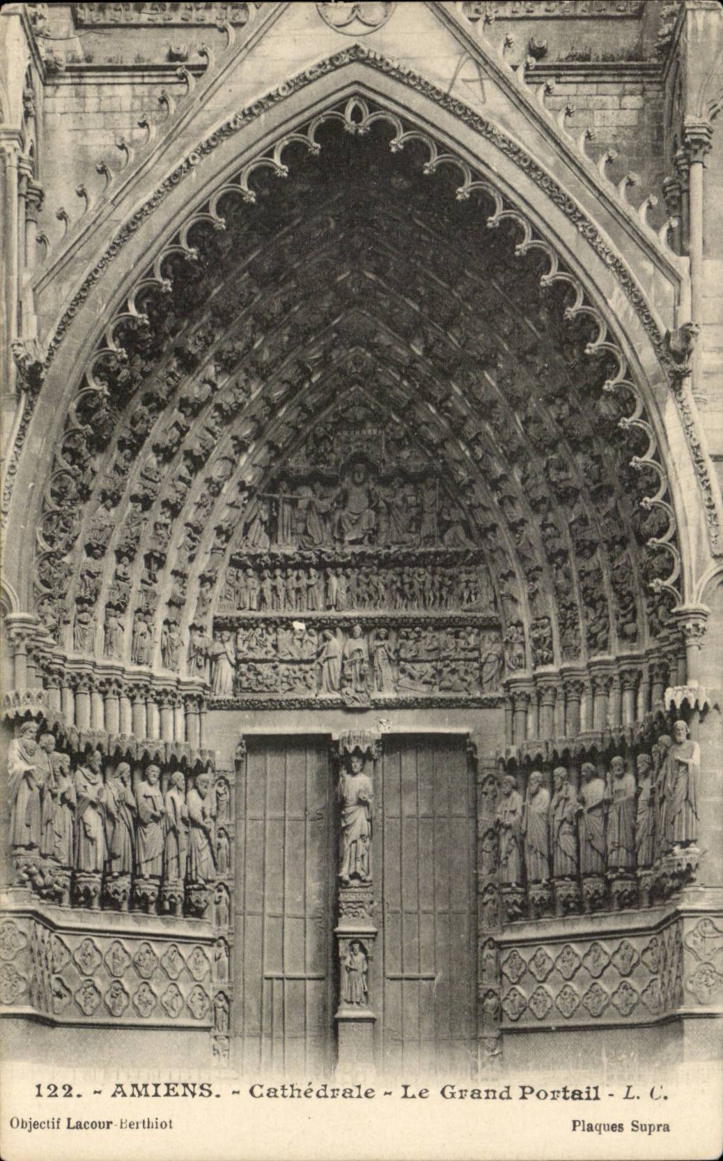 CPA Amiens Cathedral the large gate