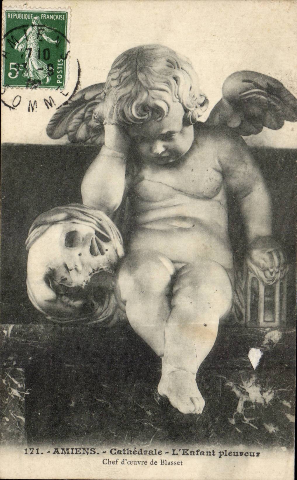 CPA Amiens Cathedral the whining child Angel