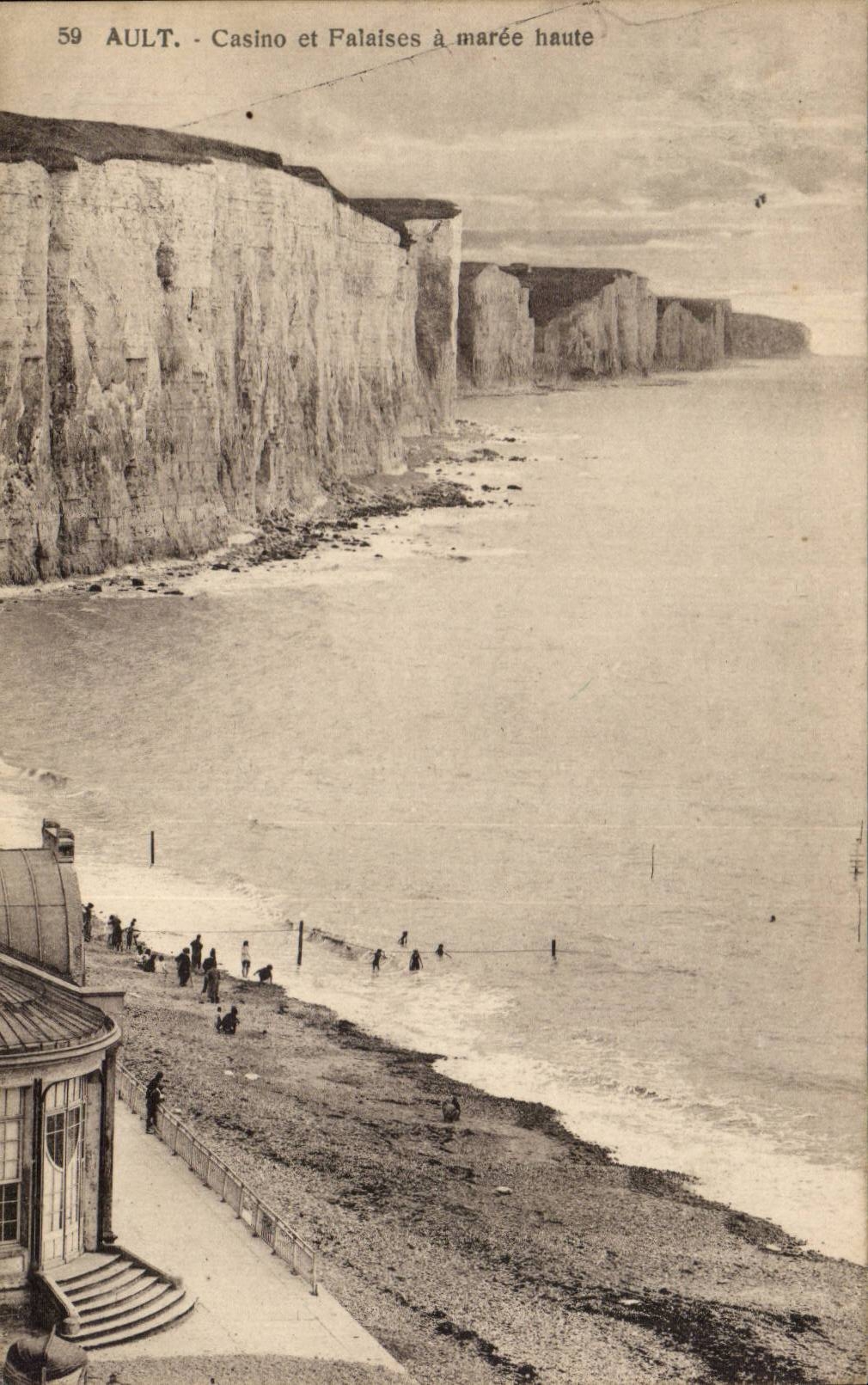 CPA Ault Casino and cliffs has high tide