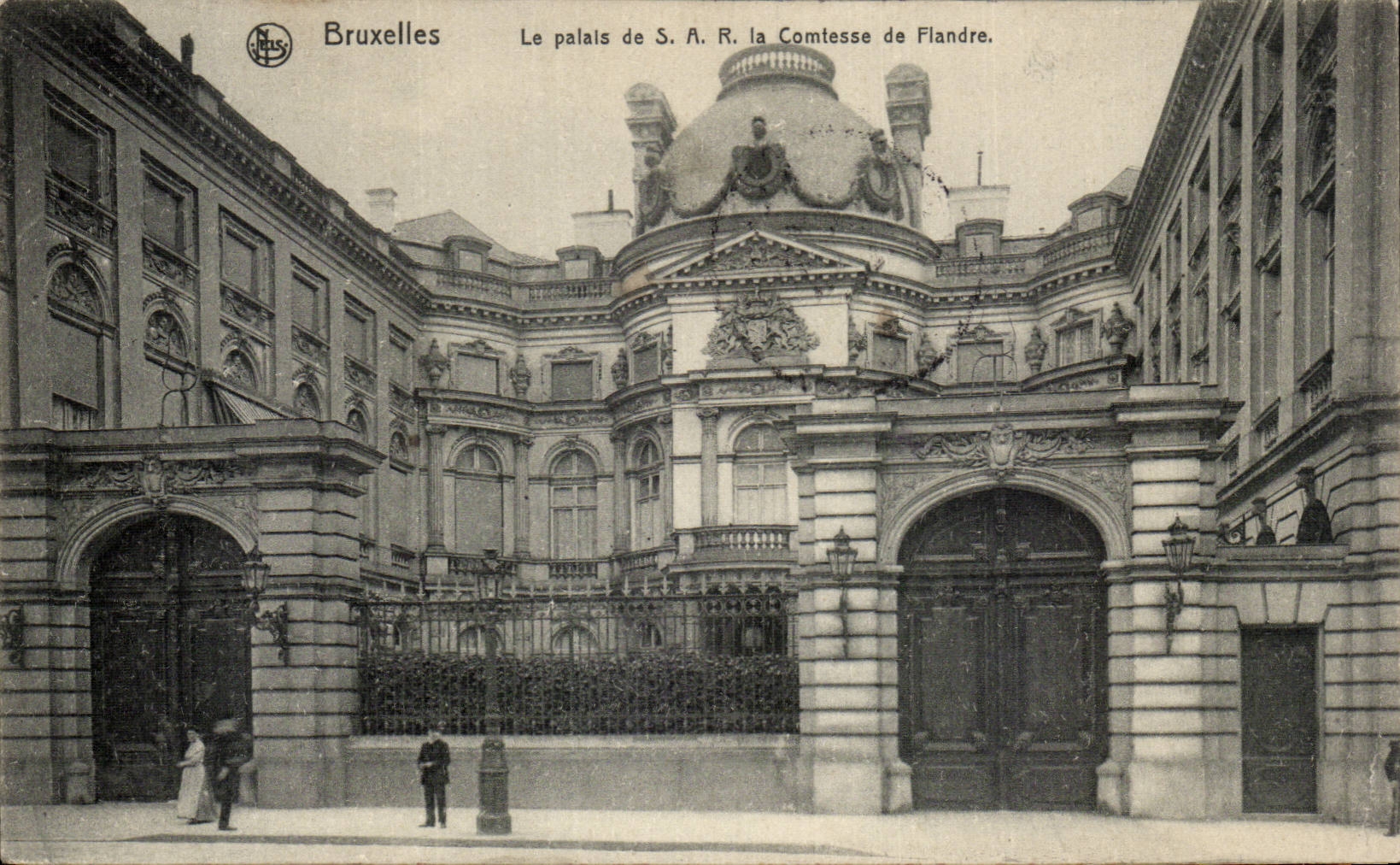 CPA Brussels the palate of SAr the countess of Flanders