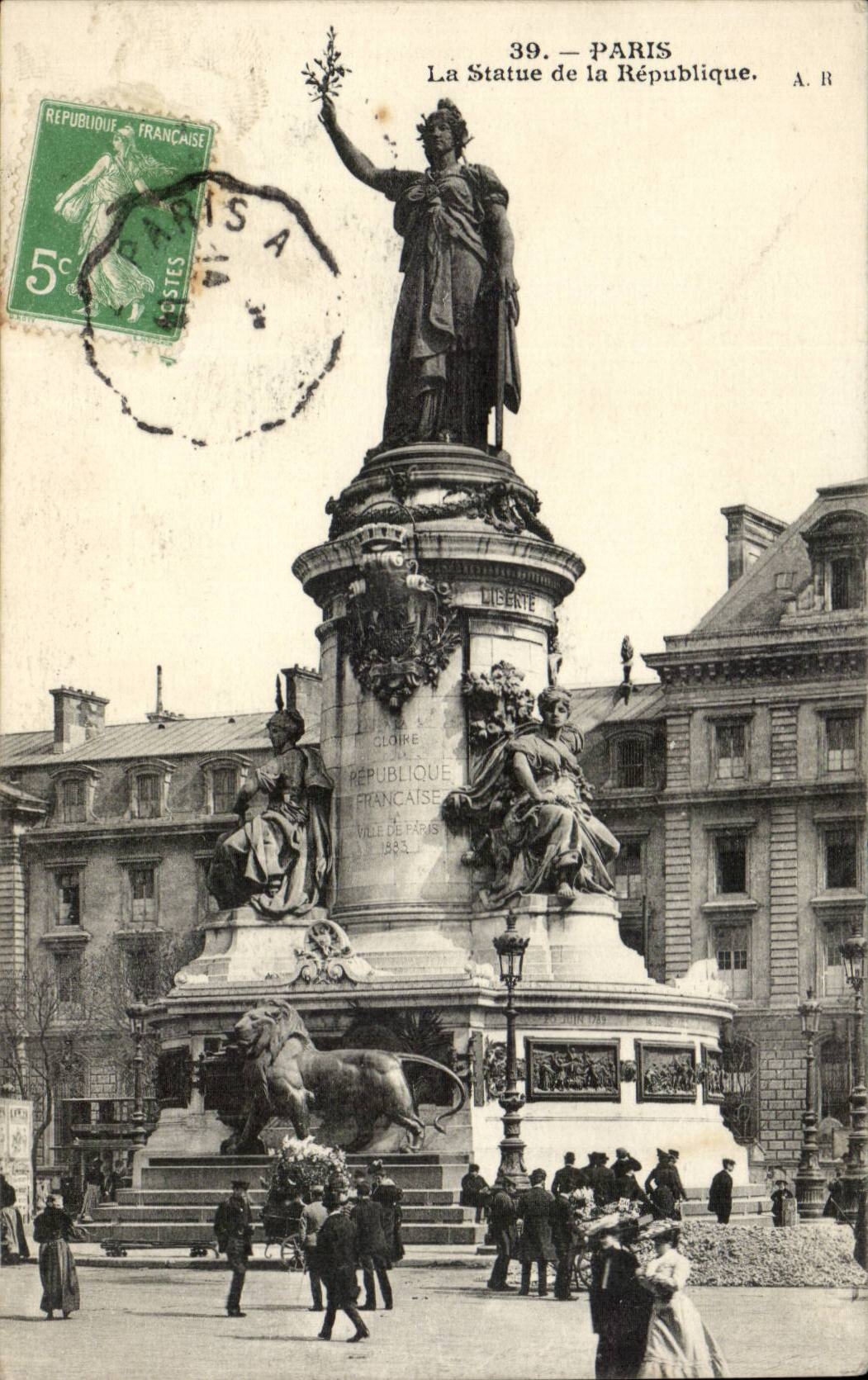 Paris - 10 - Statue of the Republic - CPA