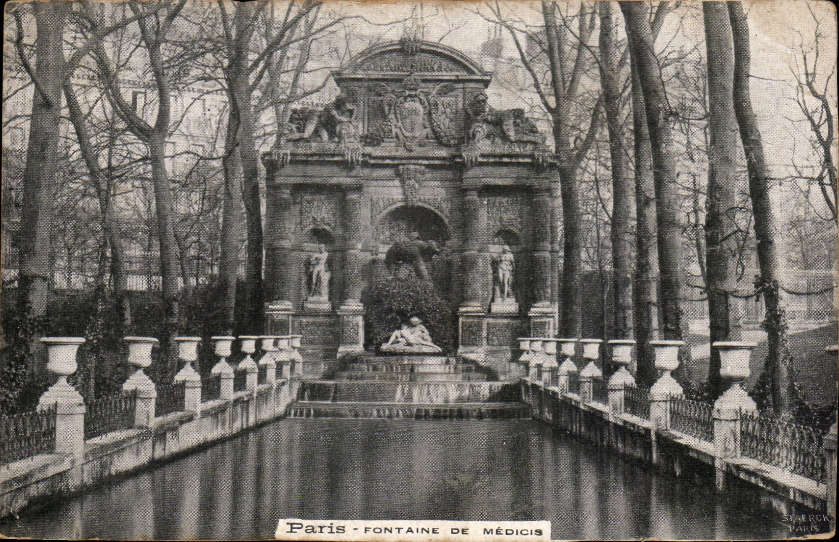 Paris - 6 - Park of Luxembourg - Fountain of Medicis - CPA