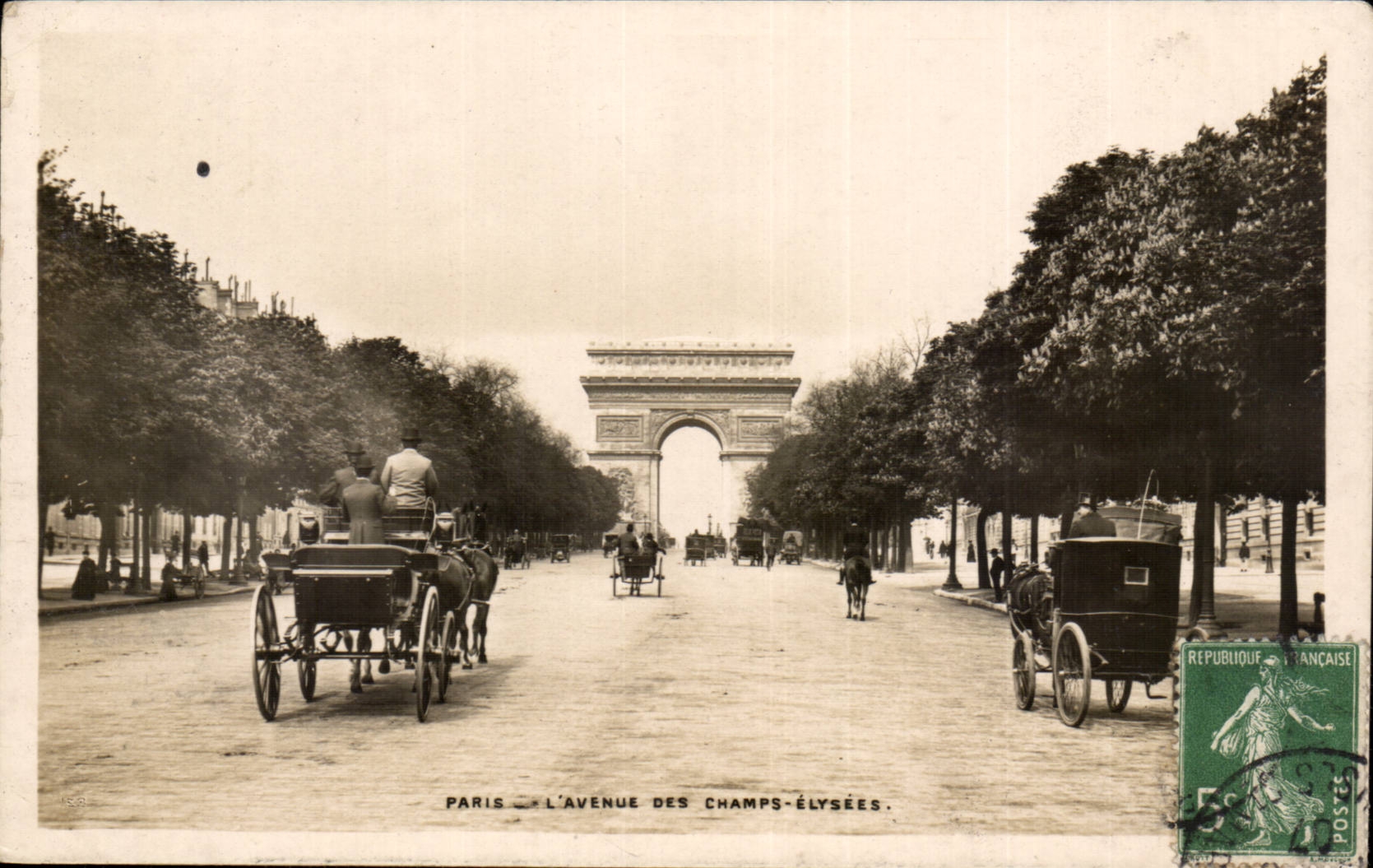Paris - 8 - the Avenue of the Champs Elysees - CPA