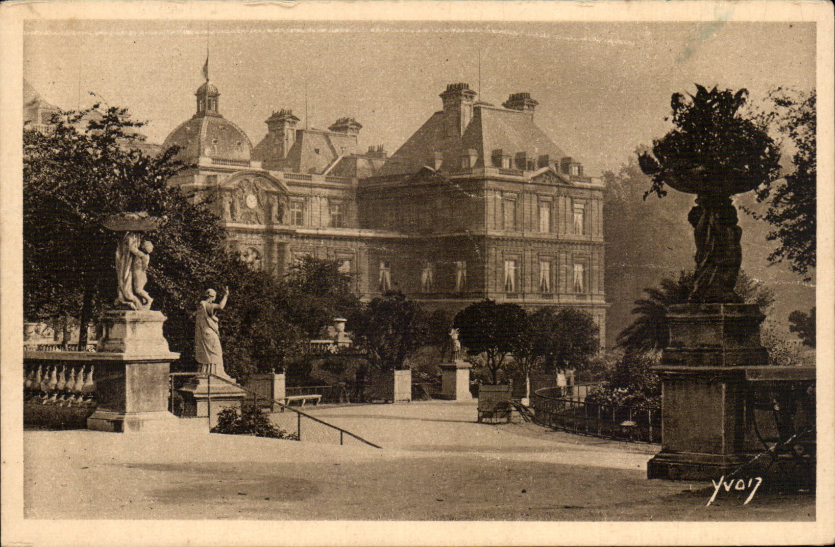 Paris - 6 - Garden of Luxembourg - Yvon - CPA