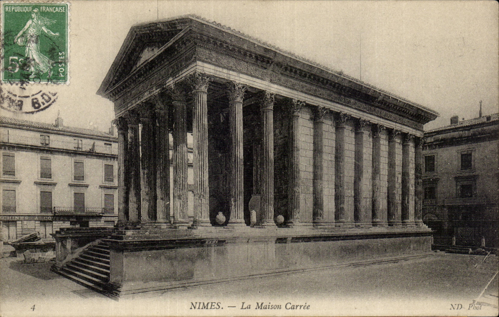 Nimes - Maison Carree CPA