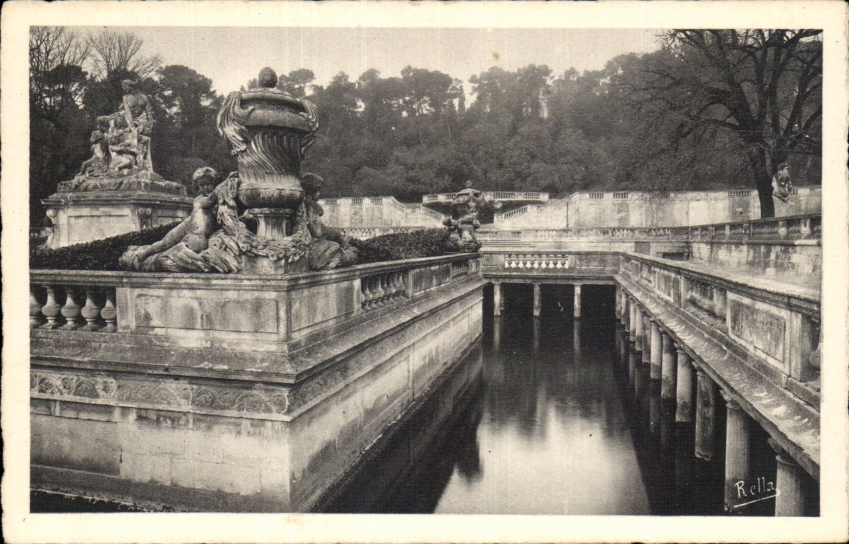 Nimes - Garten des Brunnens Nymphee CPA