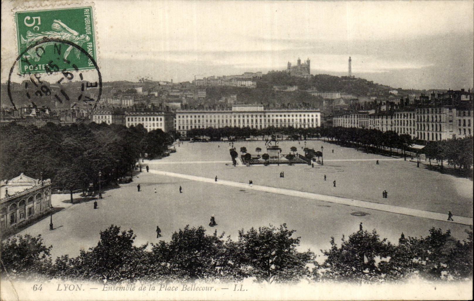 CPA Lyon Together of the Bellecour place