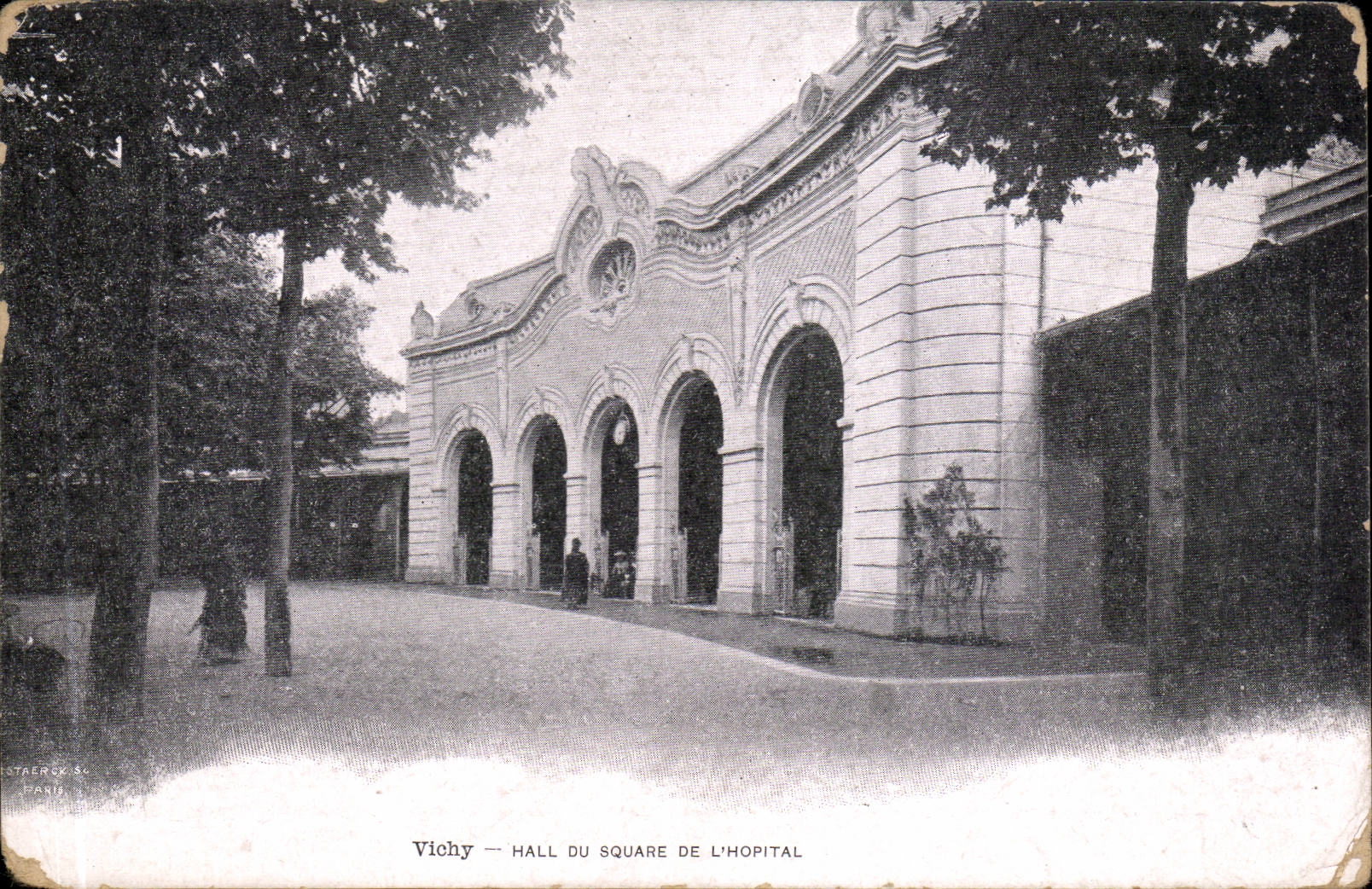 Vichy - Hall du Square de l'Hopital - CPA 