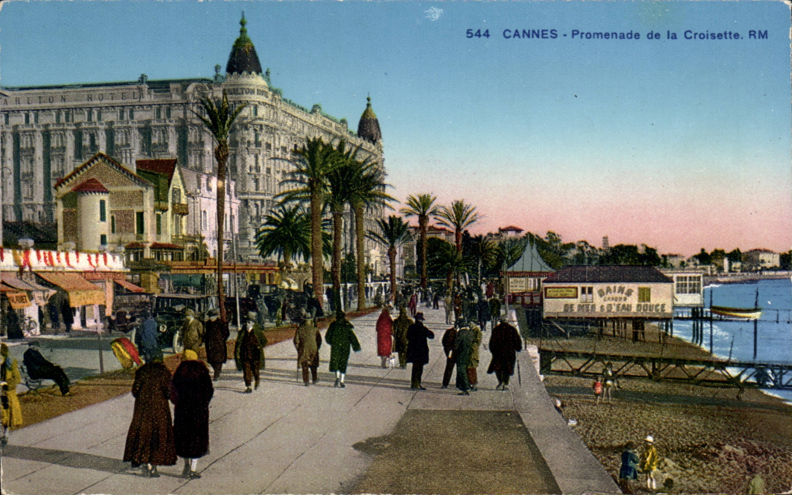 Cannes CPA walk of the small cross