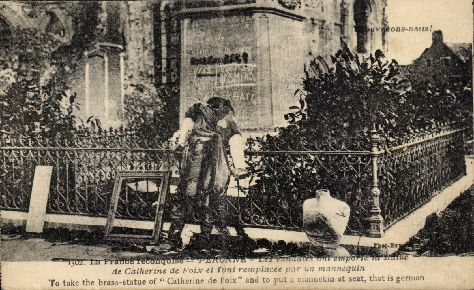 Fibula the vandals have carries Statue