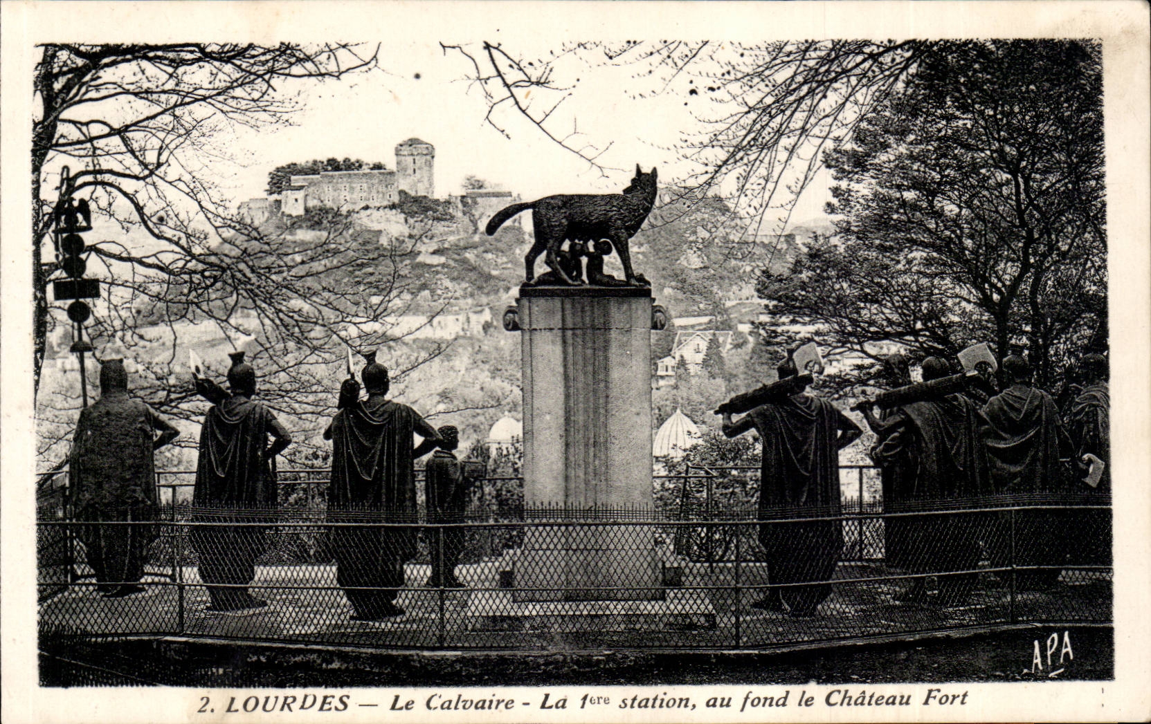 Lourdes - the Martyrdom - Iere Station - CPA