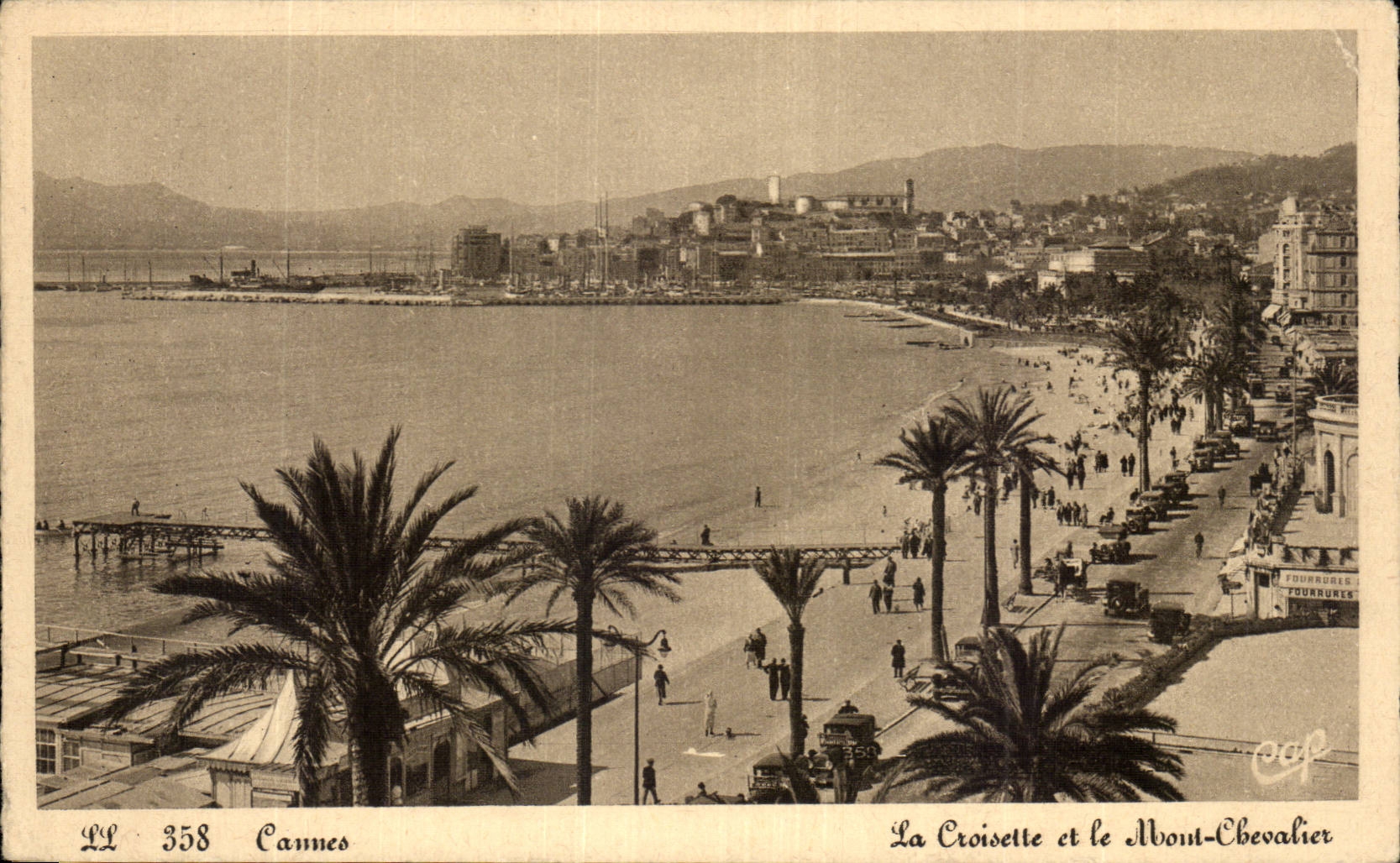 CPA Cannes the small cross and the Mount Knight