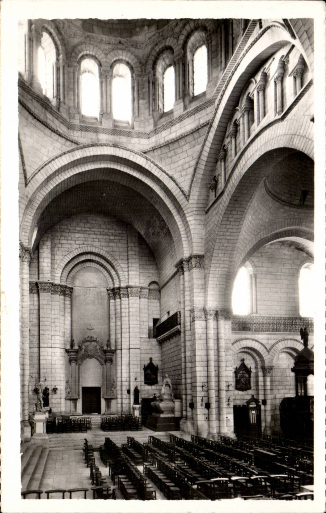 CPSM Cathedrale d'angouleme Transept sud
