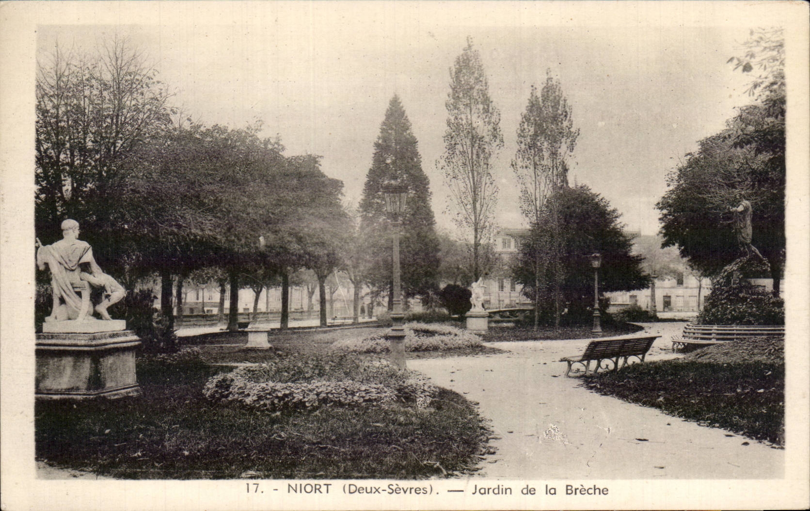 CPA Niort Garden of the Breach