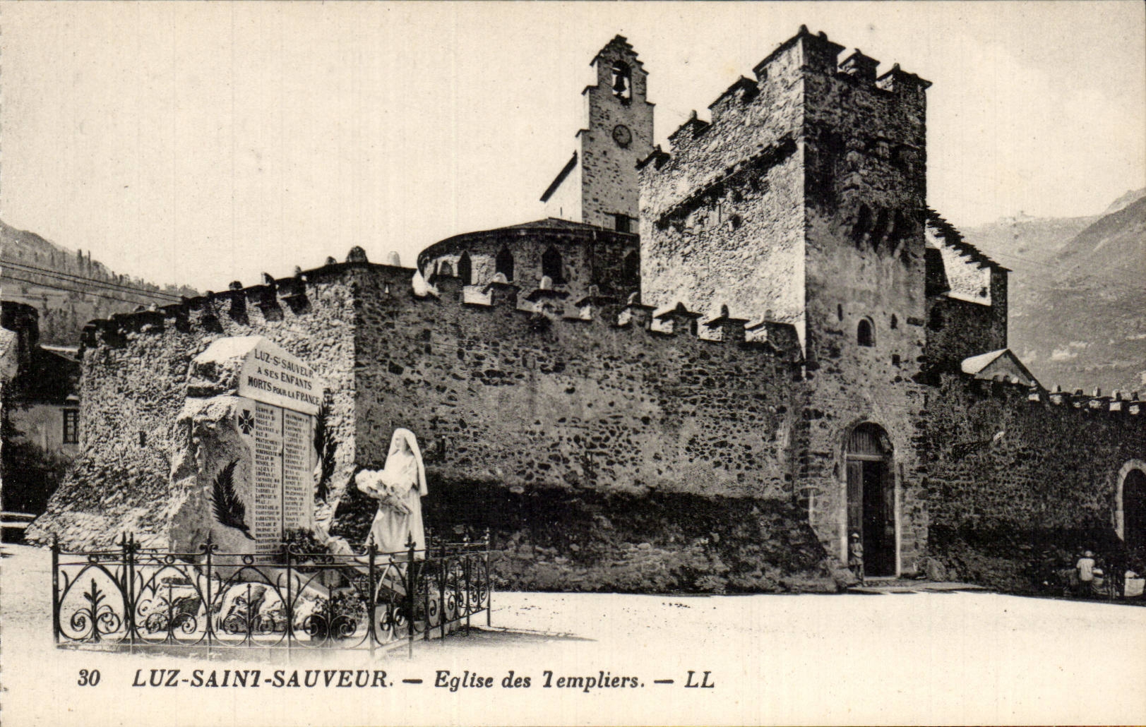 CPA Luz Saint Saver Church of the templiers