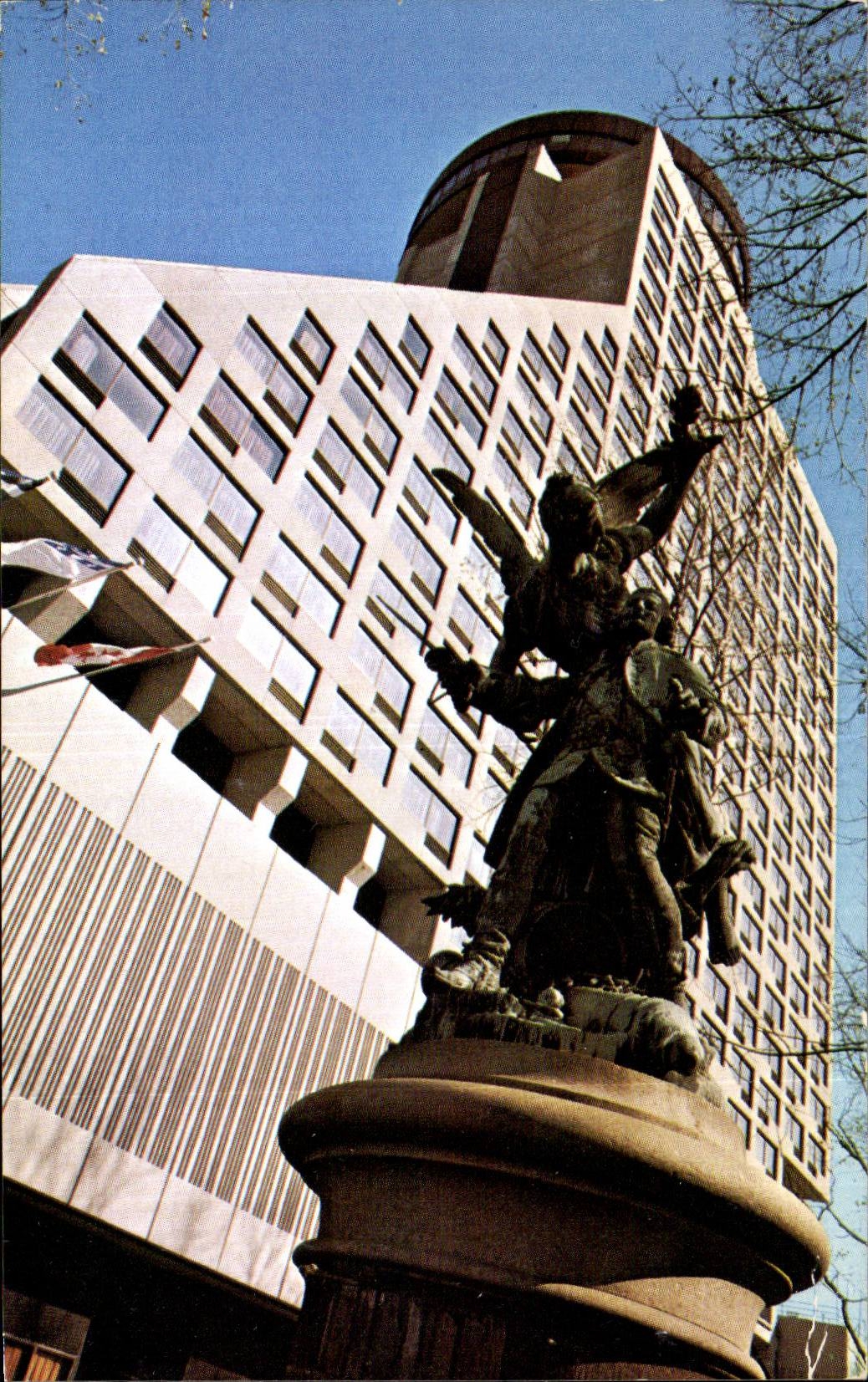 CPSM Canada to toir it profiles loews agrees it