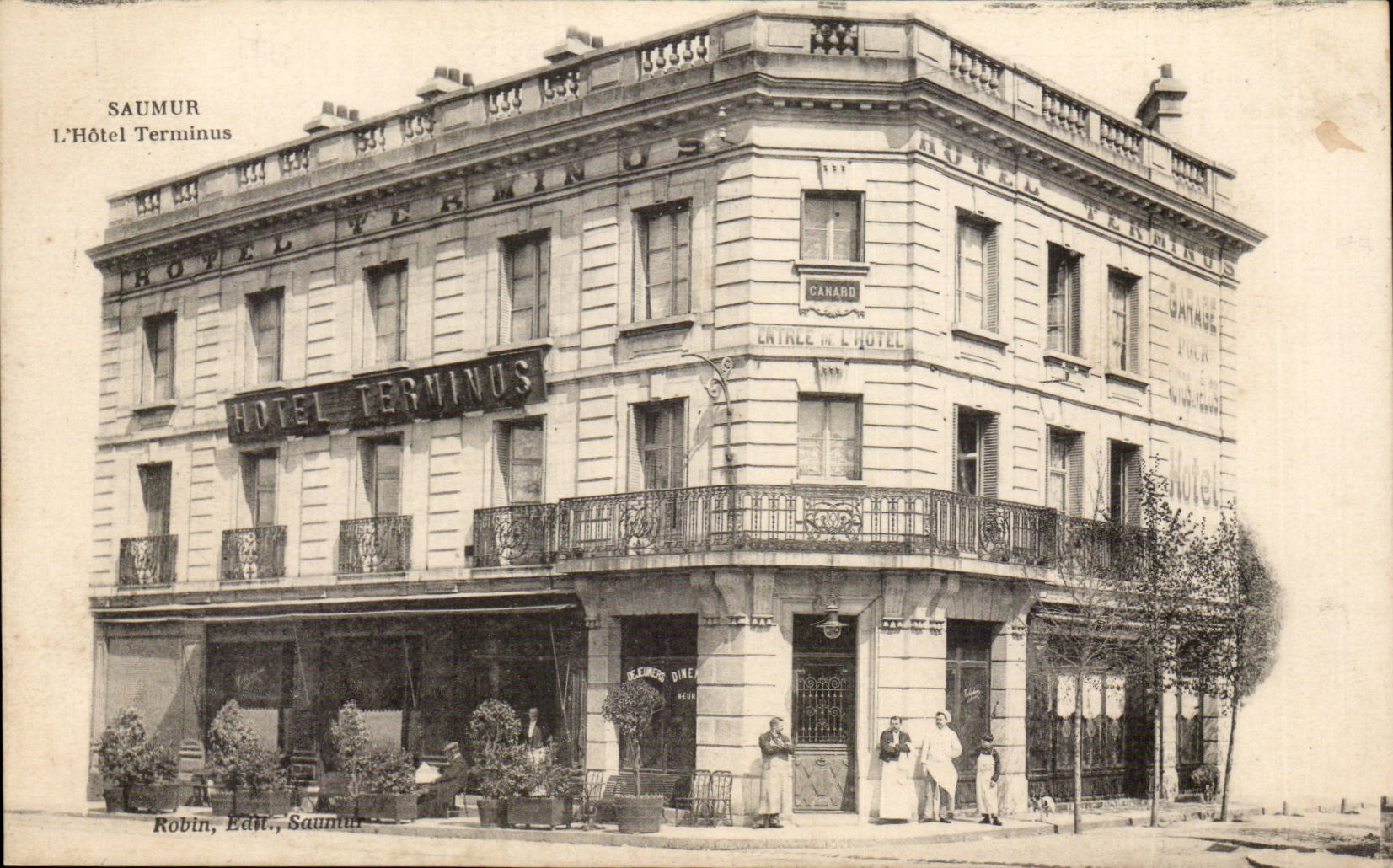 CPA Saumur Hotel Terminus E Duck Owner