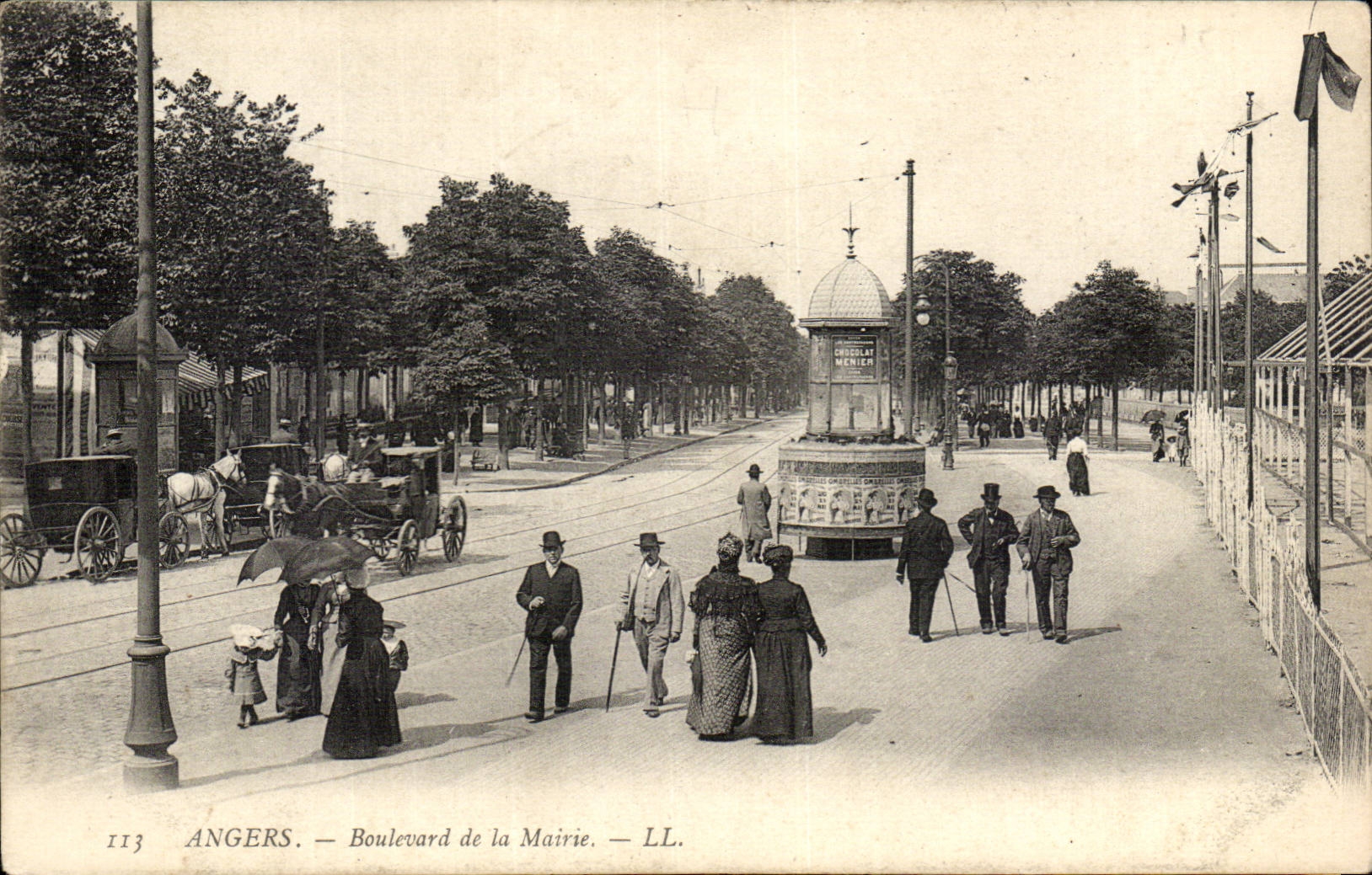 CPA Angers Boulevard of the town hall