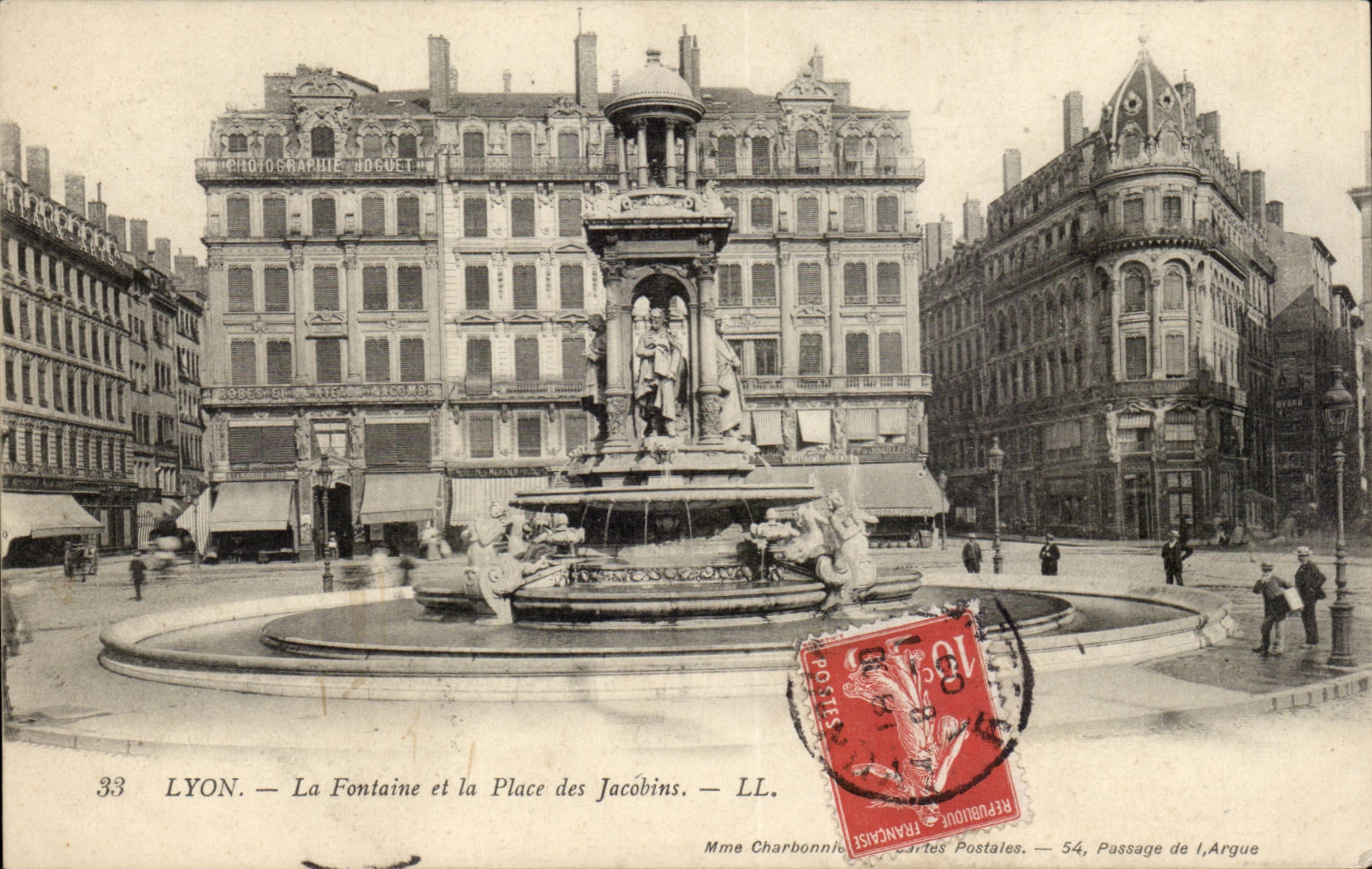 CPA Lyon the fountain and the place of the Jacobins