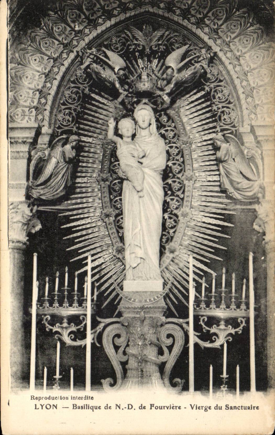 CPA Lyon the basilica of Virgin ND Fourviere of the sanctuary