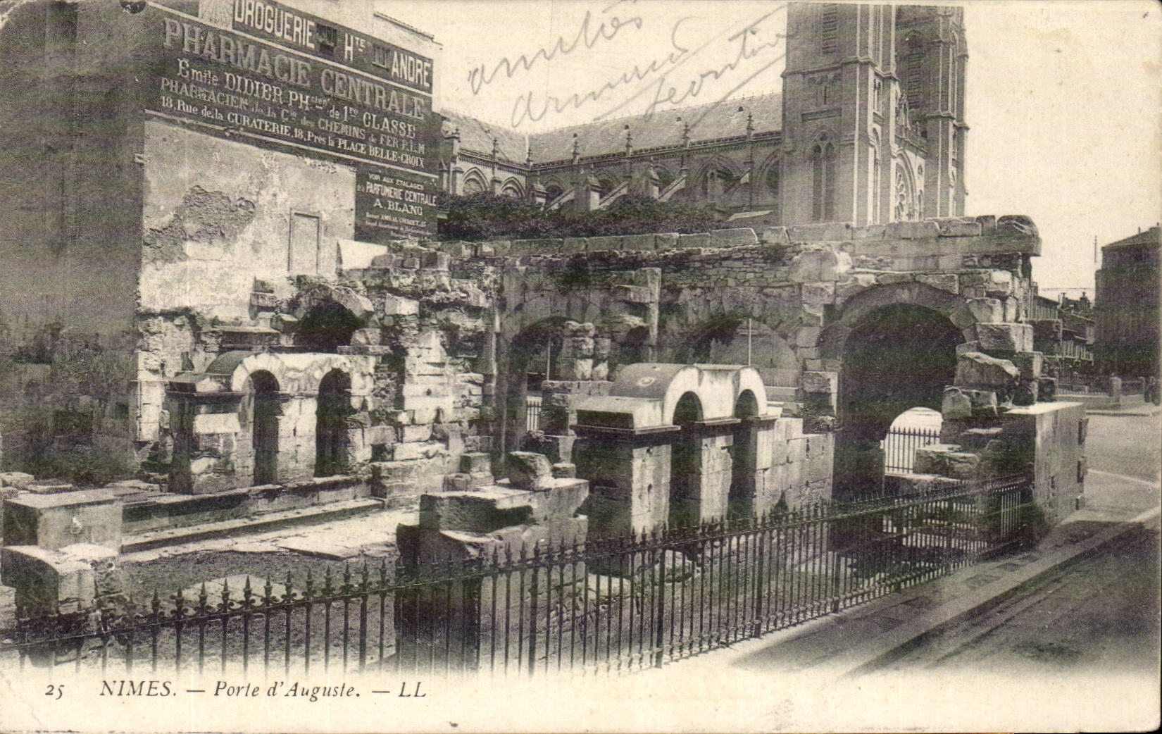 Gatter Nimes-CPA von Auguste