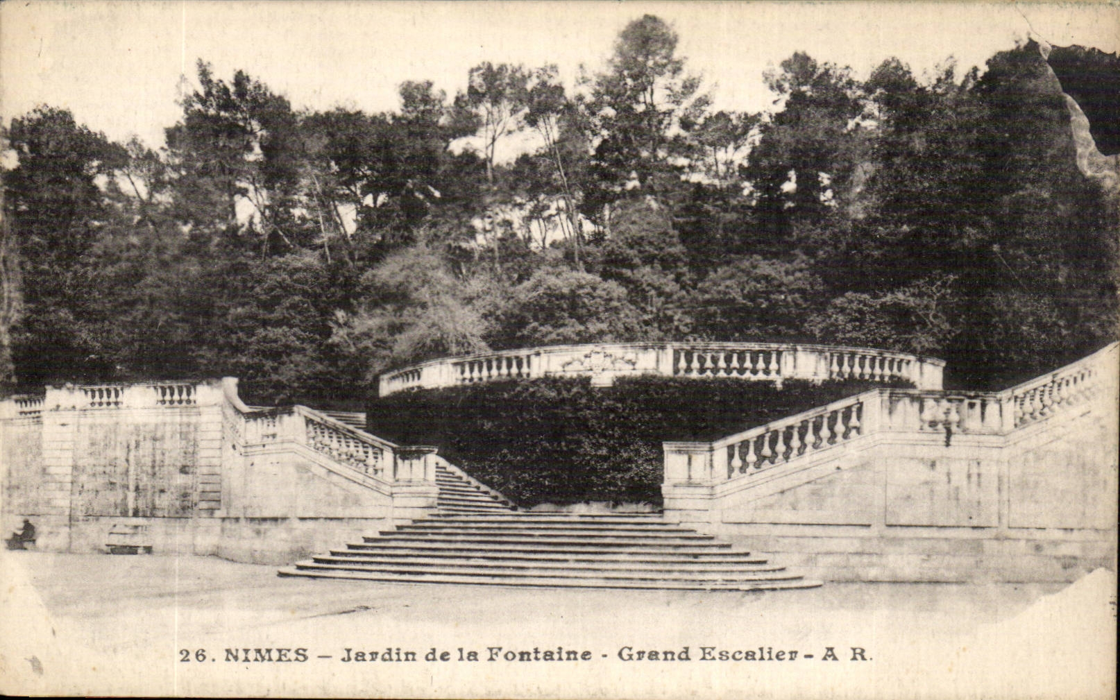 Garten Nimes-CPA des grossen Treppenhauses des Brunnens