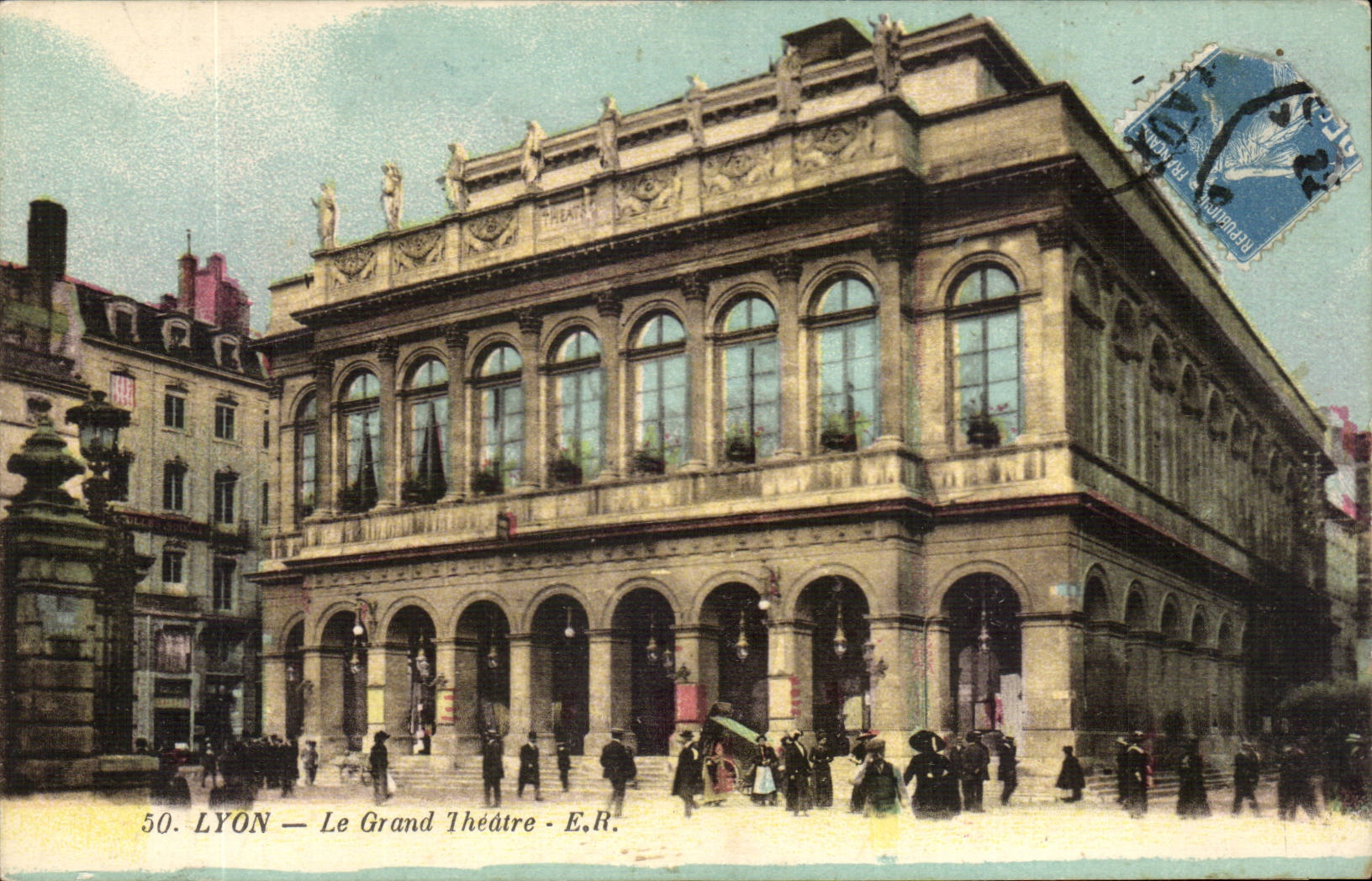 Lyon CPA the large theater