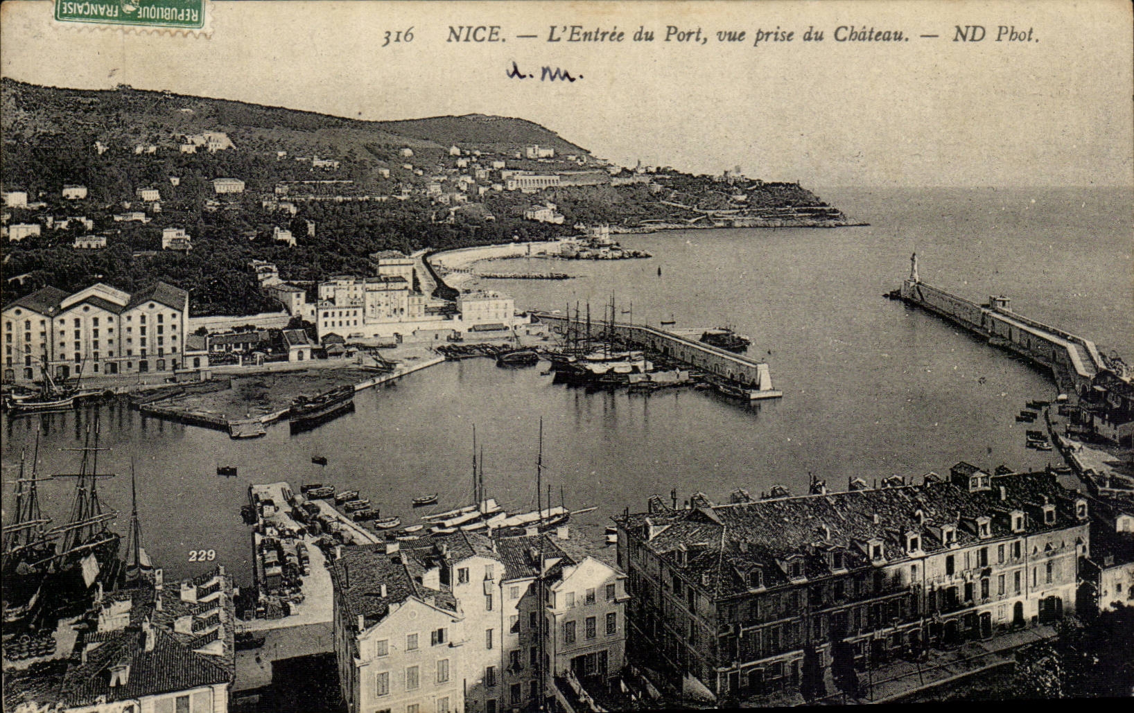 CPA Nice Entering of the port seen from of the castle