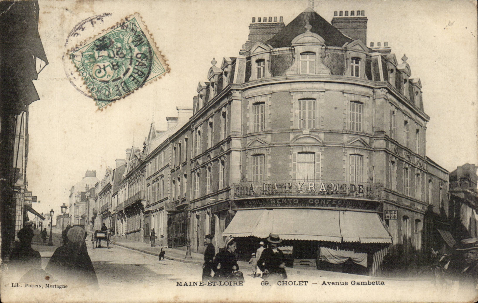 CPA Cholet Avenue Gambetta Cafe La Pyramide