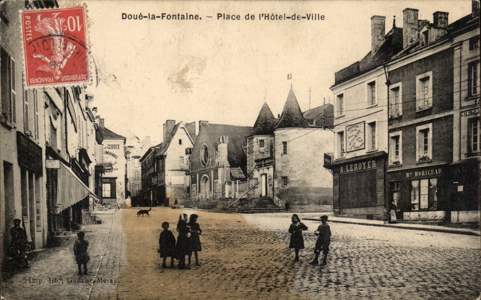 CPA Doue the Fountain Places town hall