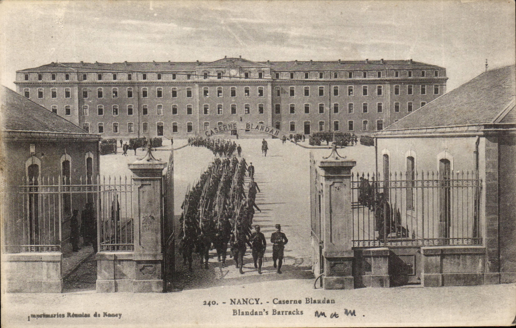 CPA Militaria Nancy Caserne Blandan 