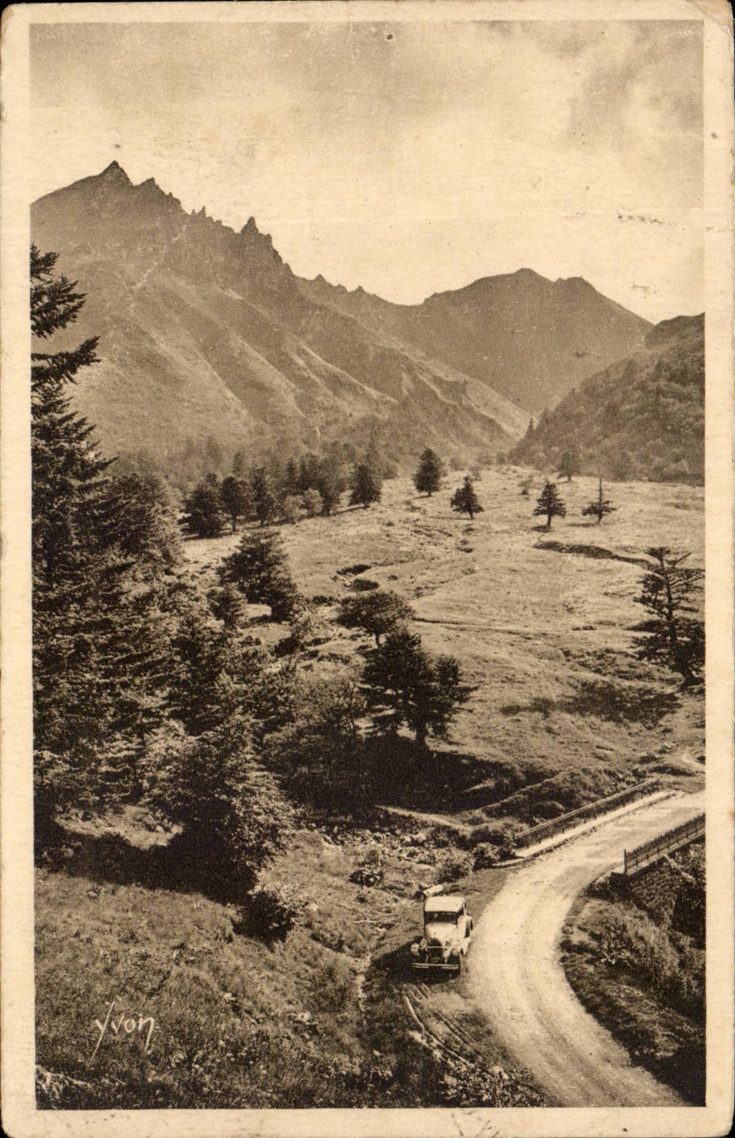 CPA Environs of the Mount Gilds the valley of hell and the needles of the devil