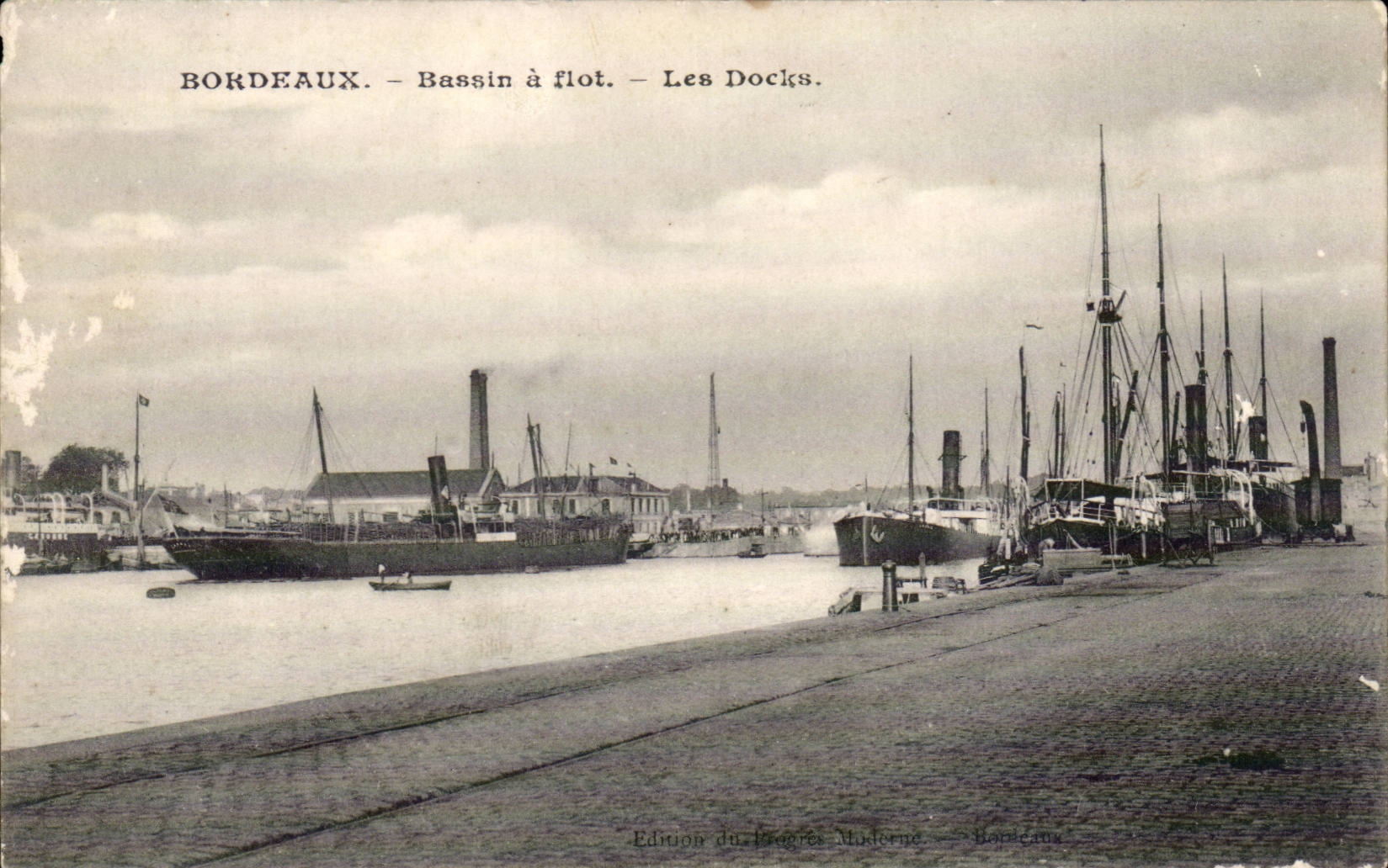 Schwimmdock des CPA Bordeaux die Docks