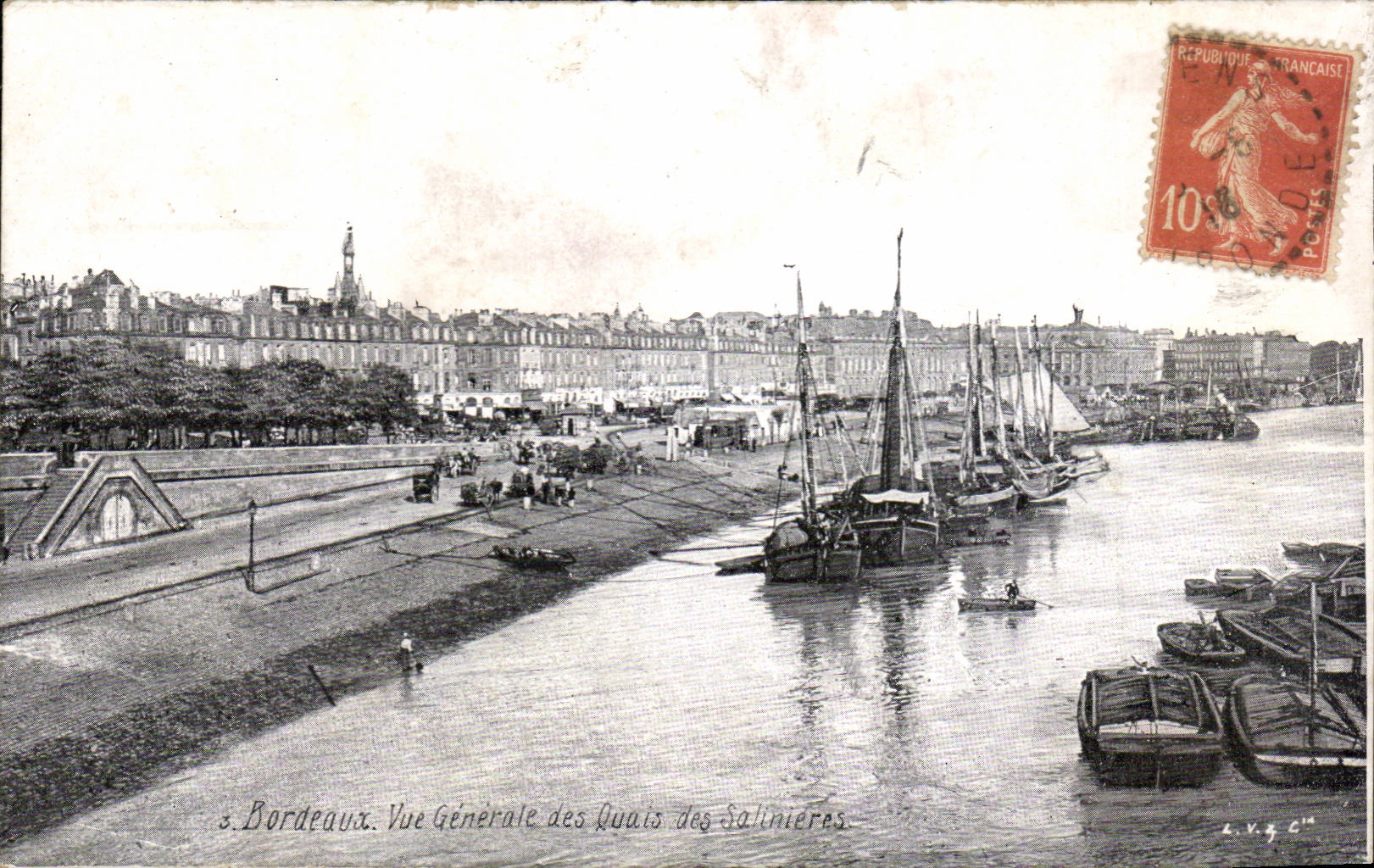 CPA Bordeaux View of the quays of the salinieres
