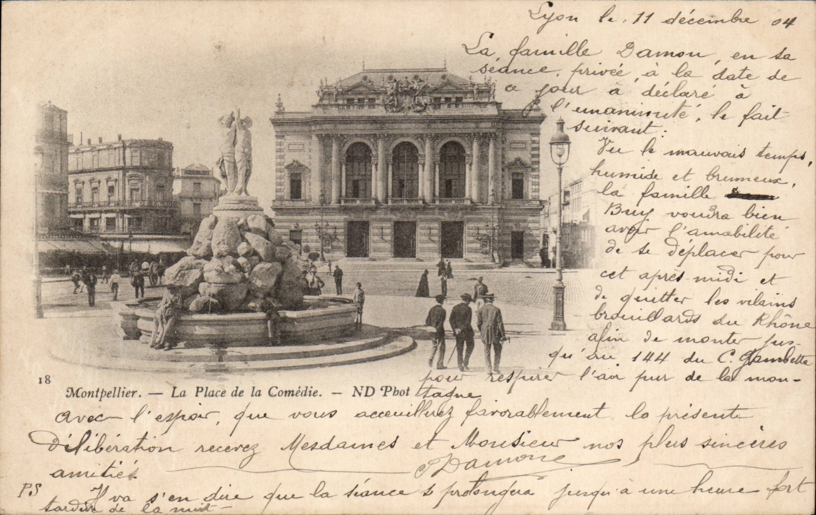 CPA Montpellier La place de la comedie