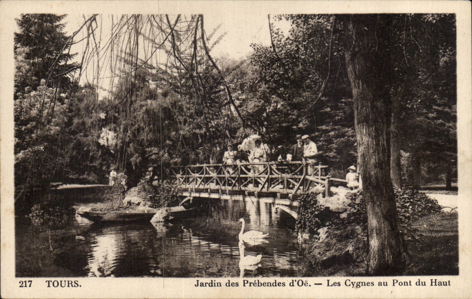 CPA Tours Garden of the gold Emoluments swans to the bridge top