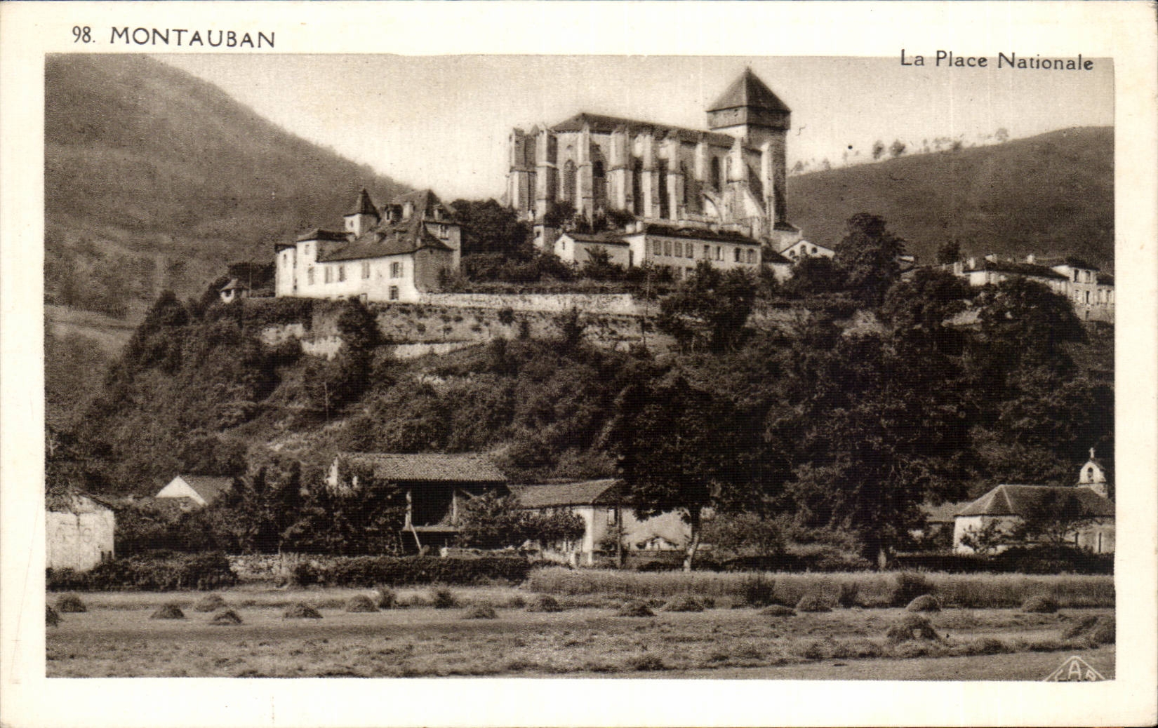 CPA Montauban the national place