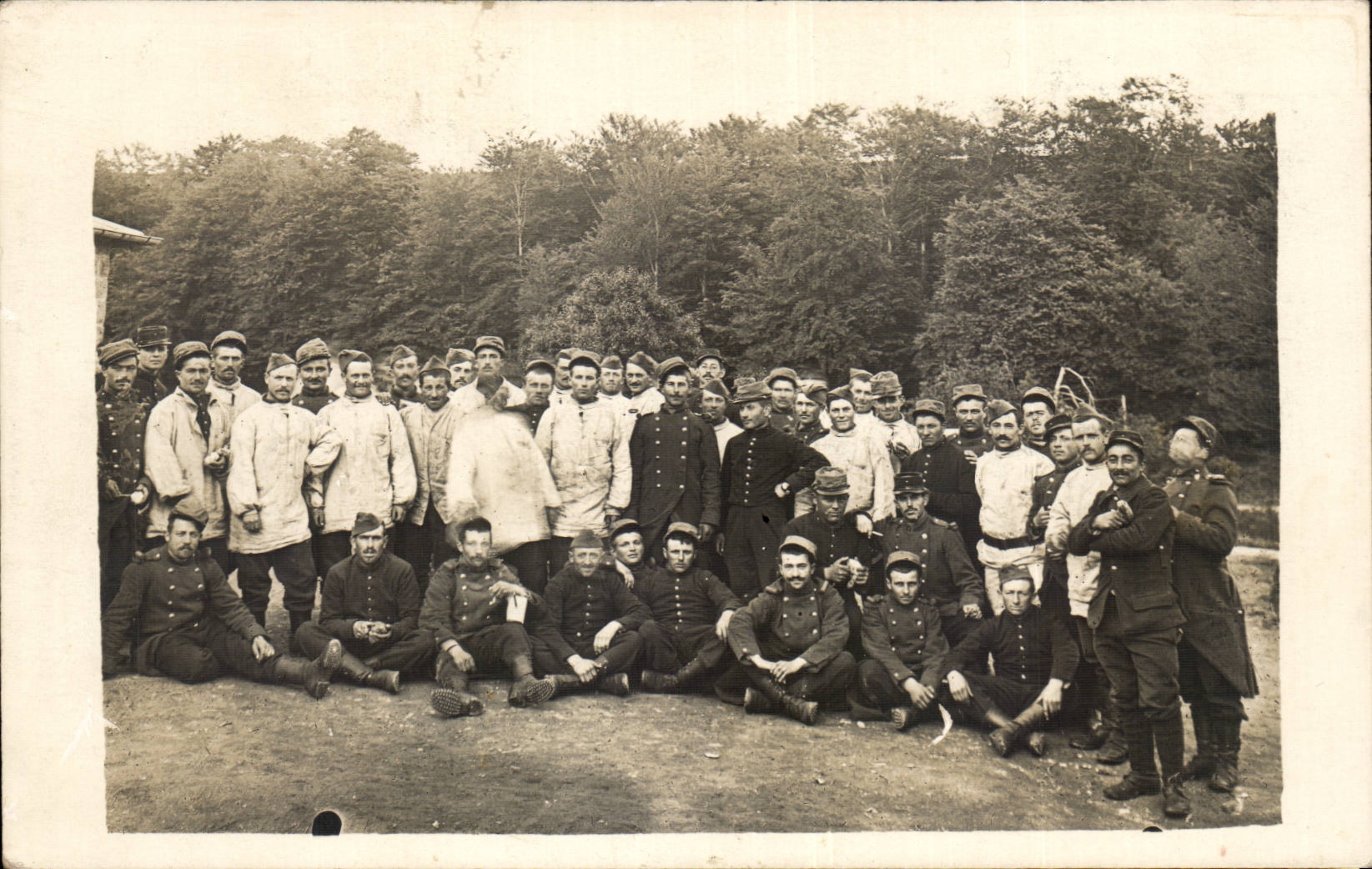 Real photo CPA Militaria Regiment Courtine