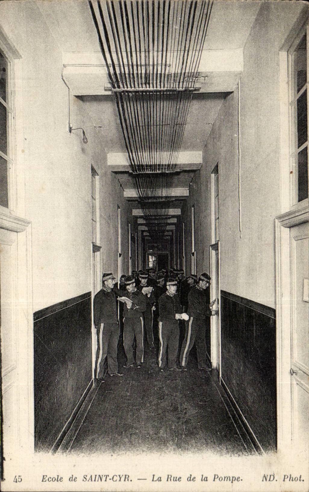 CPA School of Saint Cyr the street of the Militarie Pump