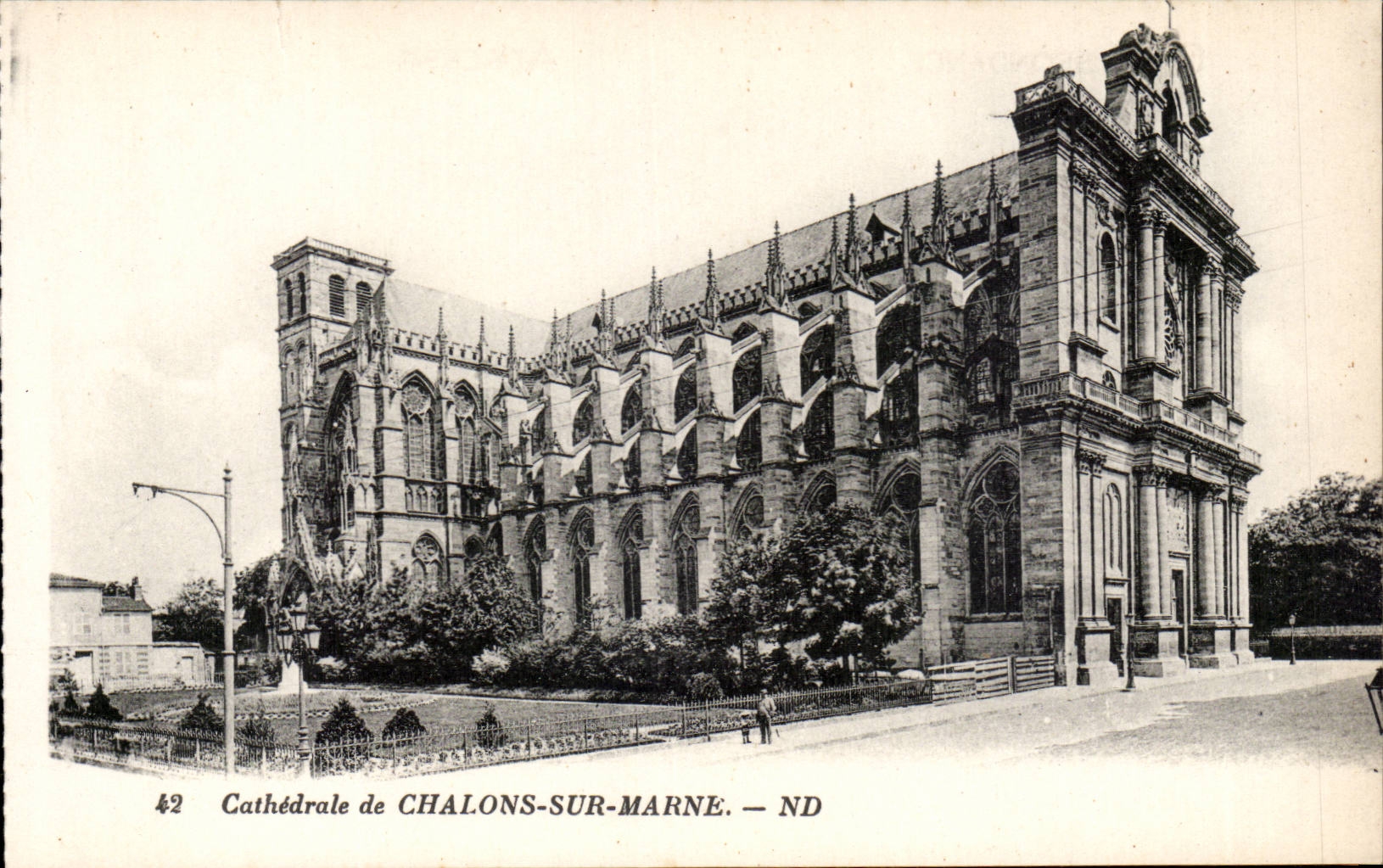 CPA Cathedral of Trawl-nets on the Marne