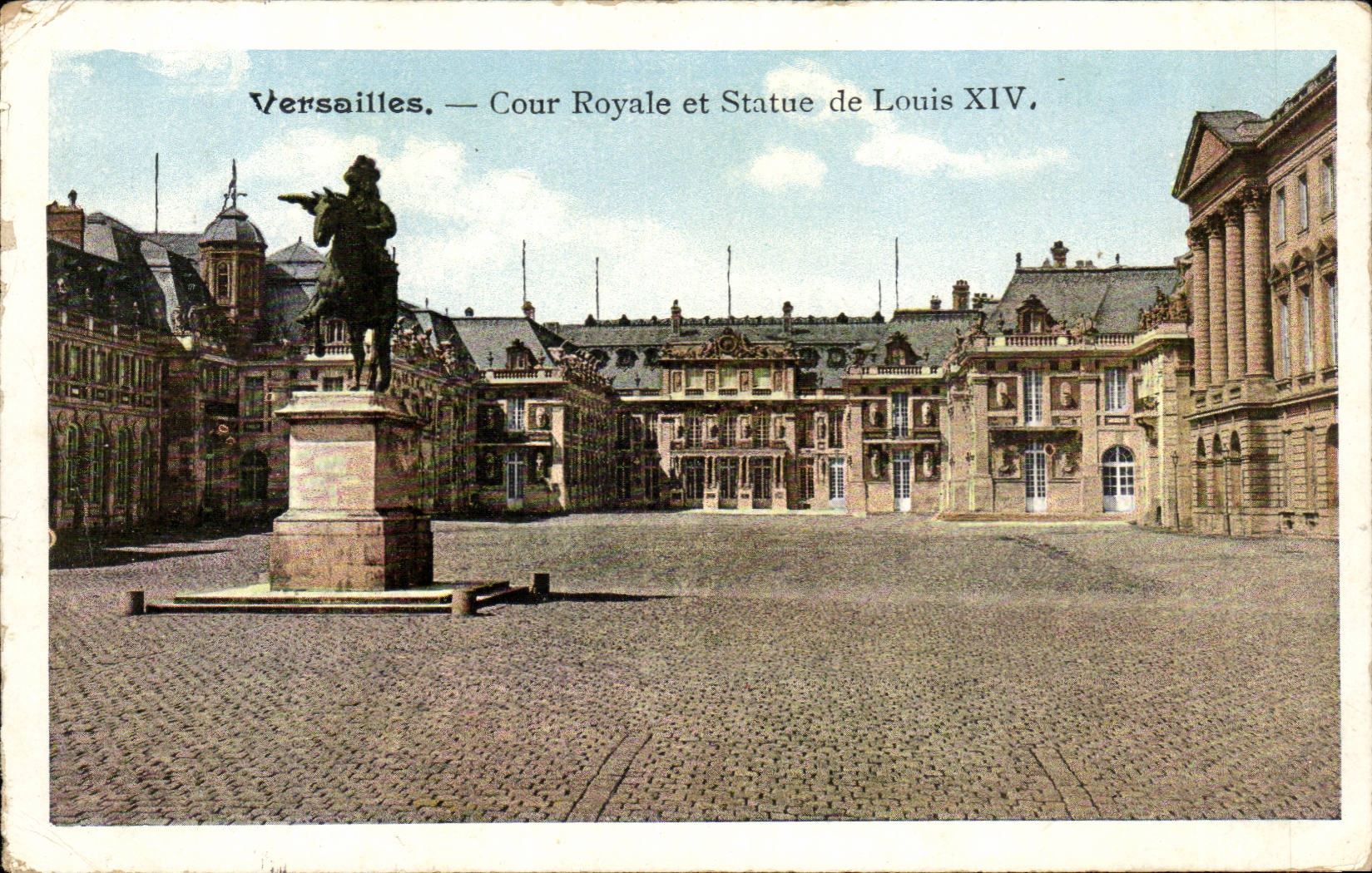 CPA Palate of Versailles royal Court and Statue of Louis XIV
