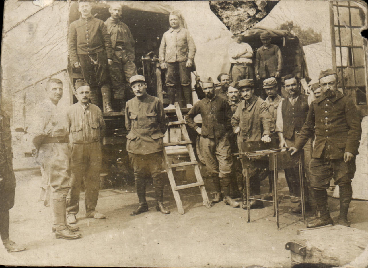 Real photo Militaria Regiment