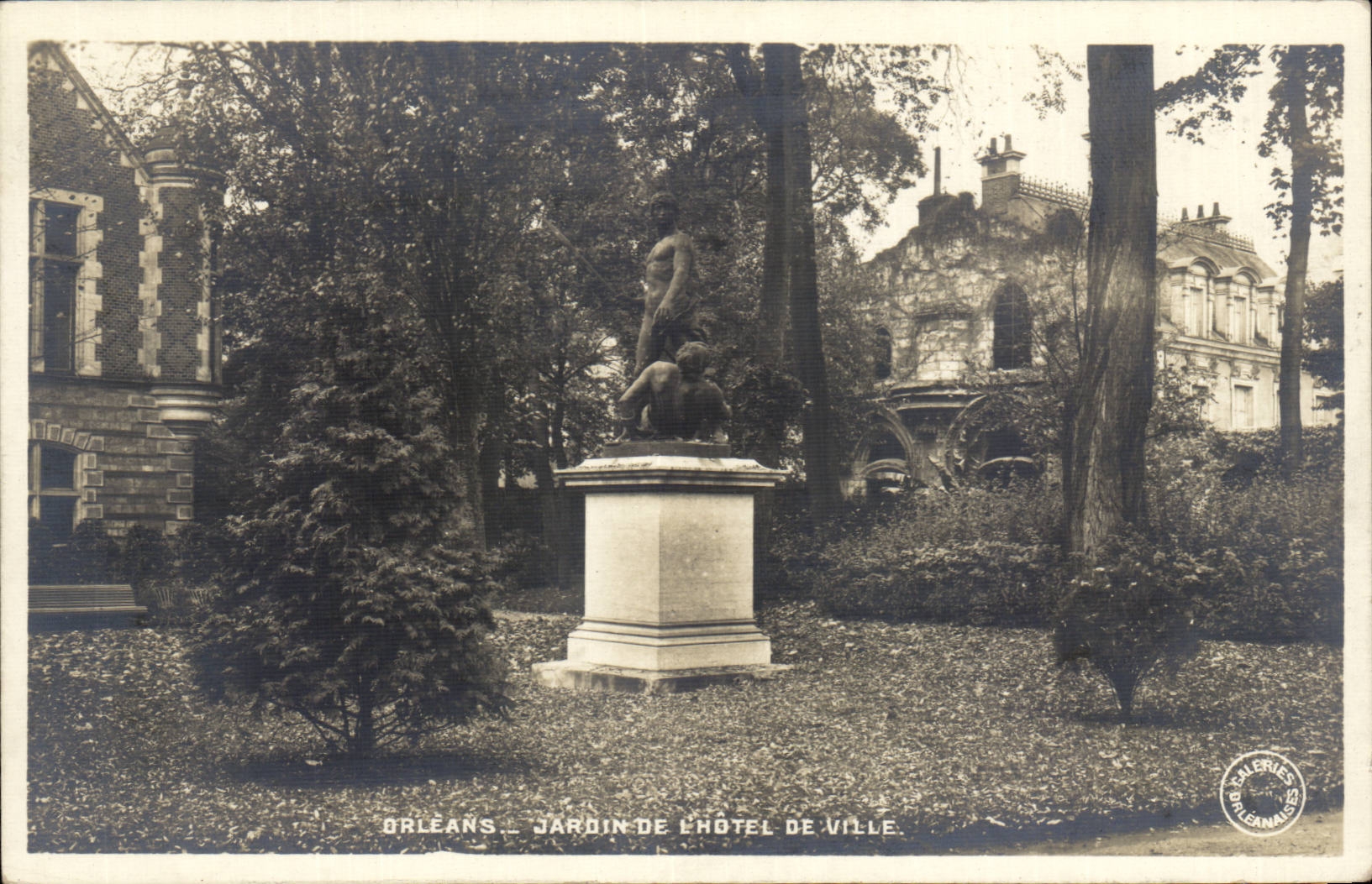 CPA Orleans Town hall Garden