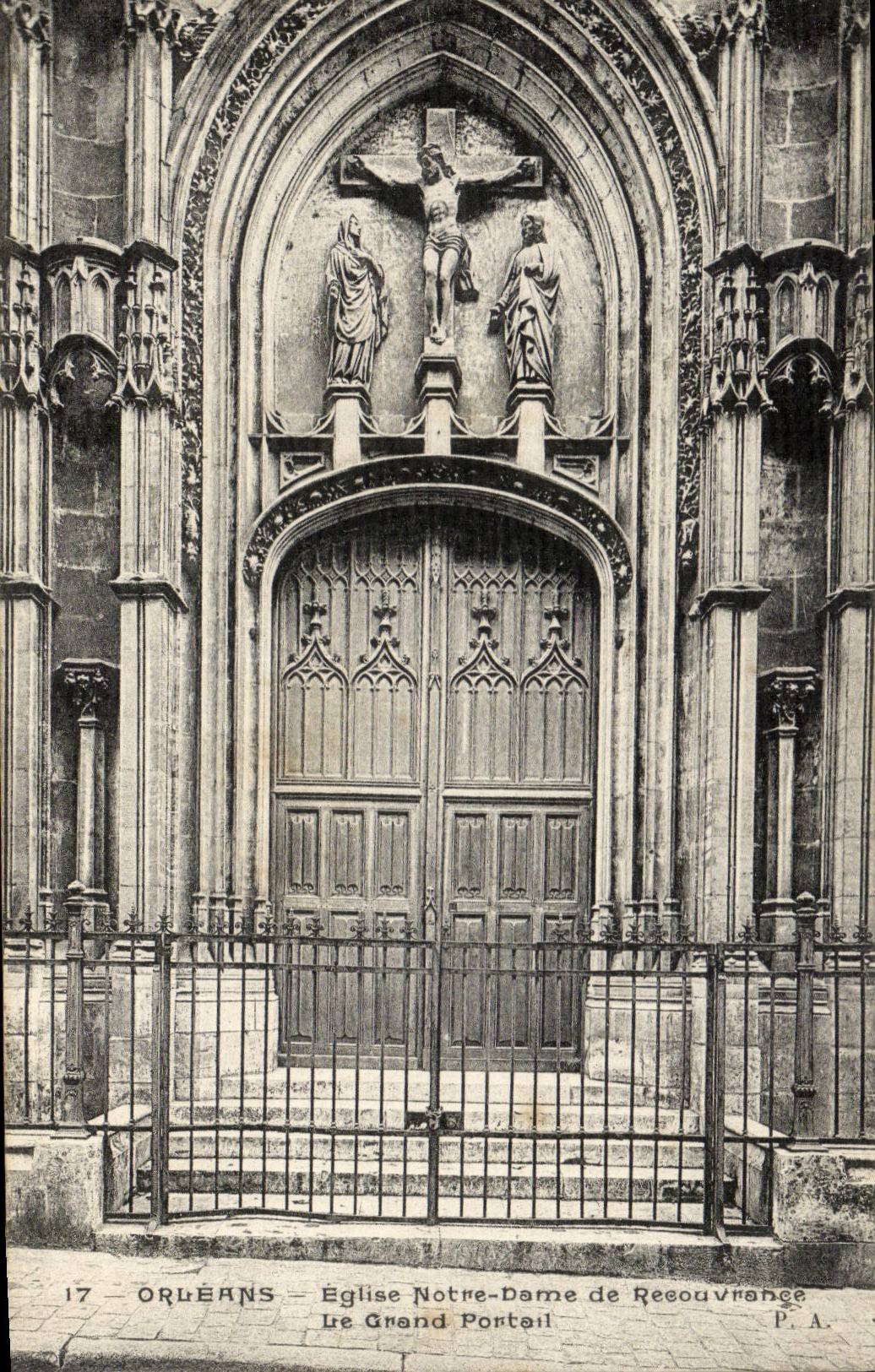 CPA Orleans Church Nd of Recouvrance the large gate