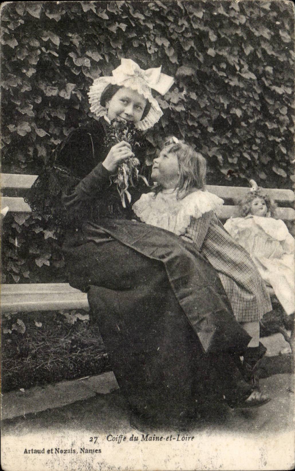 CPA Caps with Maine and the Loire (folklore caps costume