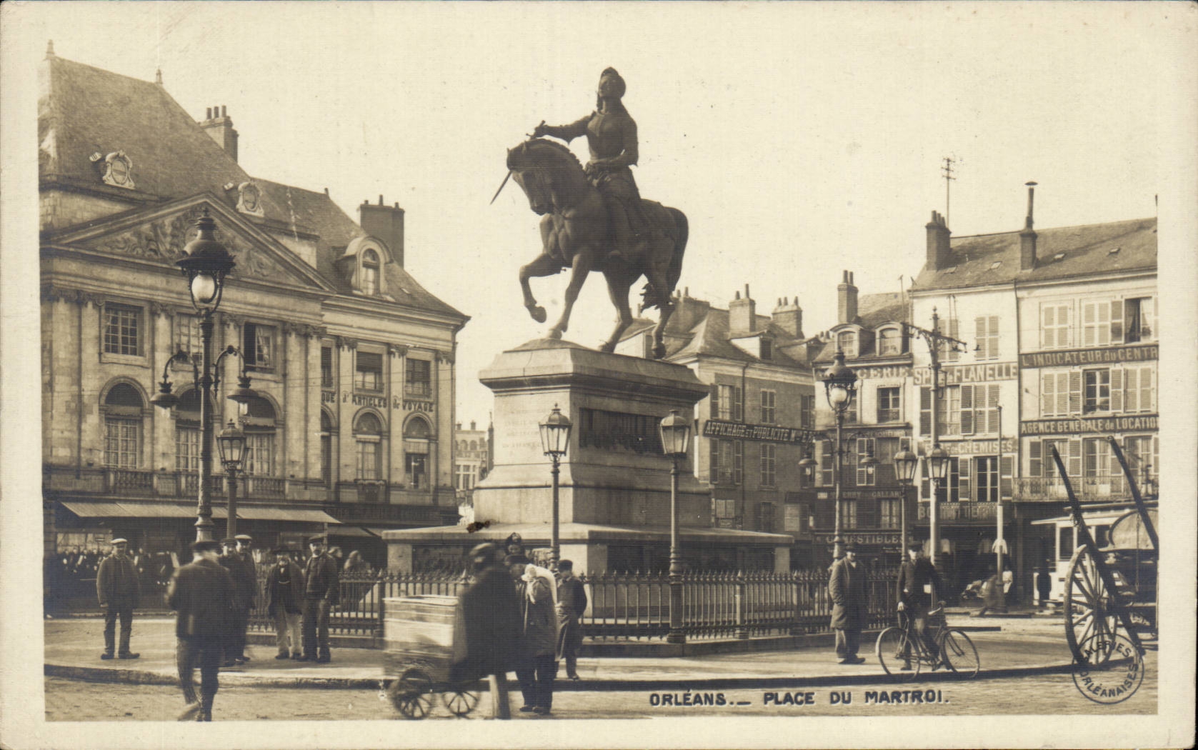 Orleans CPA places of Martroi Jeanne of arc