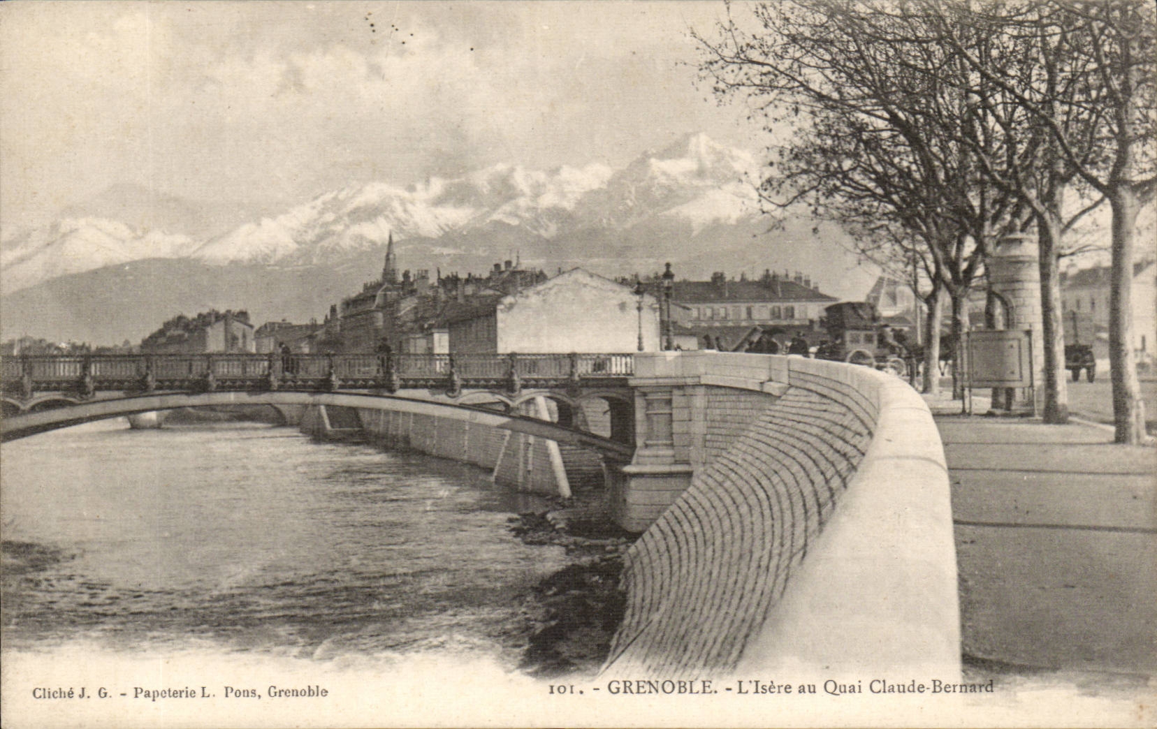 CPA Grenoble the isere with the quay Claude Bernard