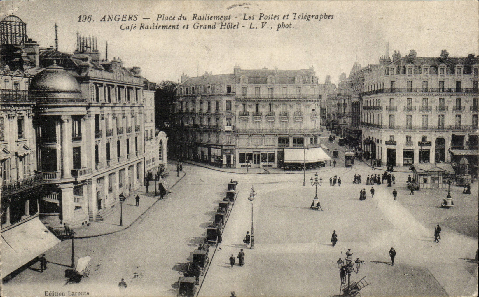 Angers CPA Places rallying the Stations and Telegraphs Coffee rallying and large hotel