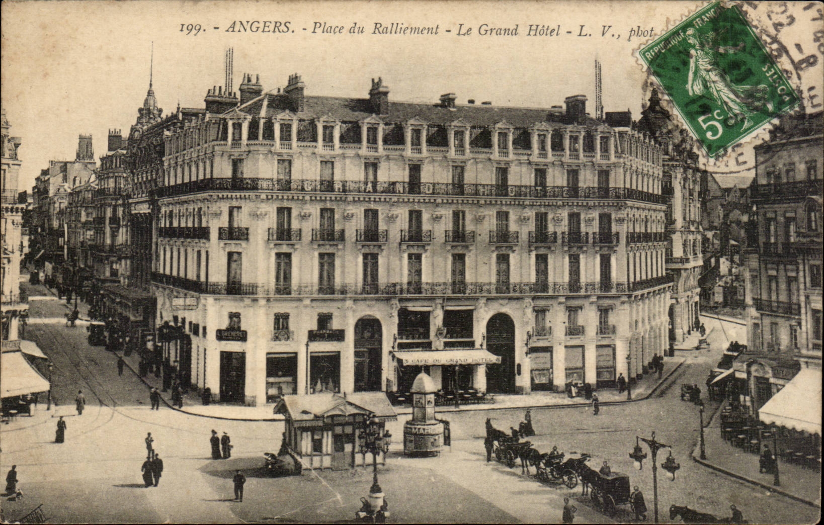 Angers CPA places rallying and large hotel